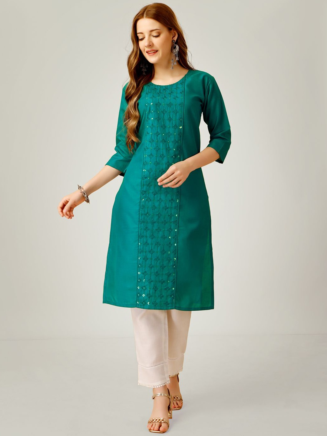 

HERE&NOW Women Ethnic Motifs Embroidered Regular Kurta with Churidar, Green