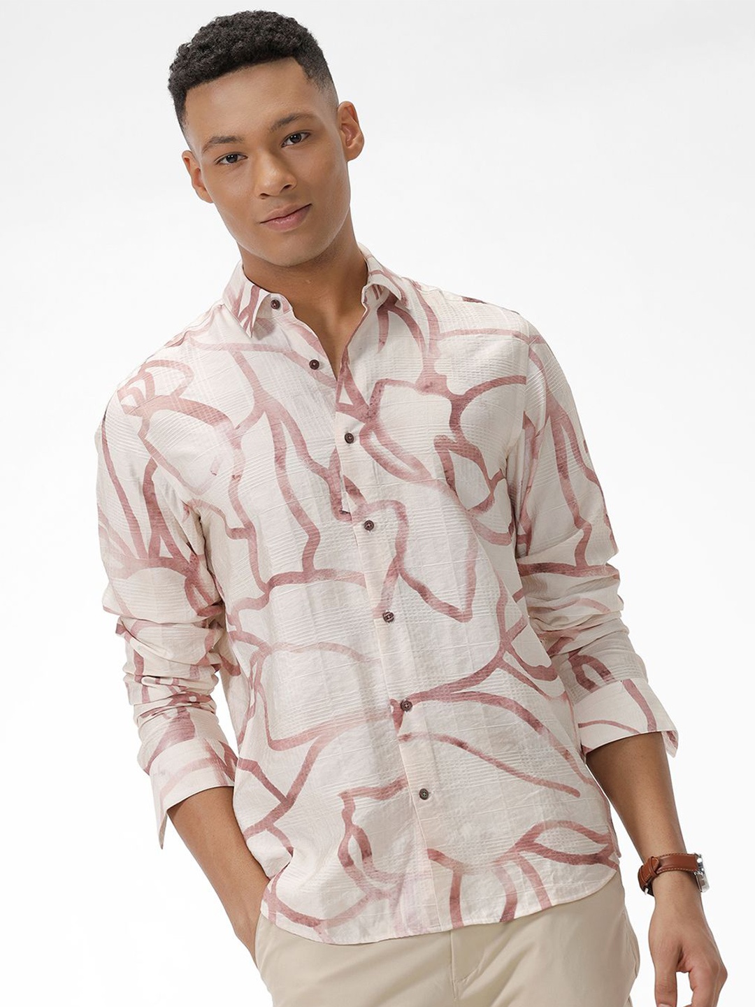 

The Collection Men Classic Horizontal Stripes Opaque Printed Casual Shirt, Peach