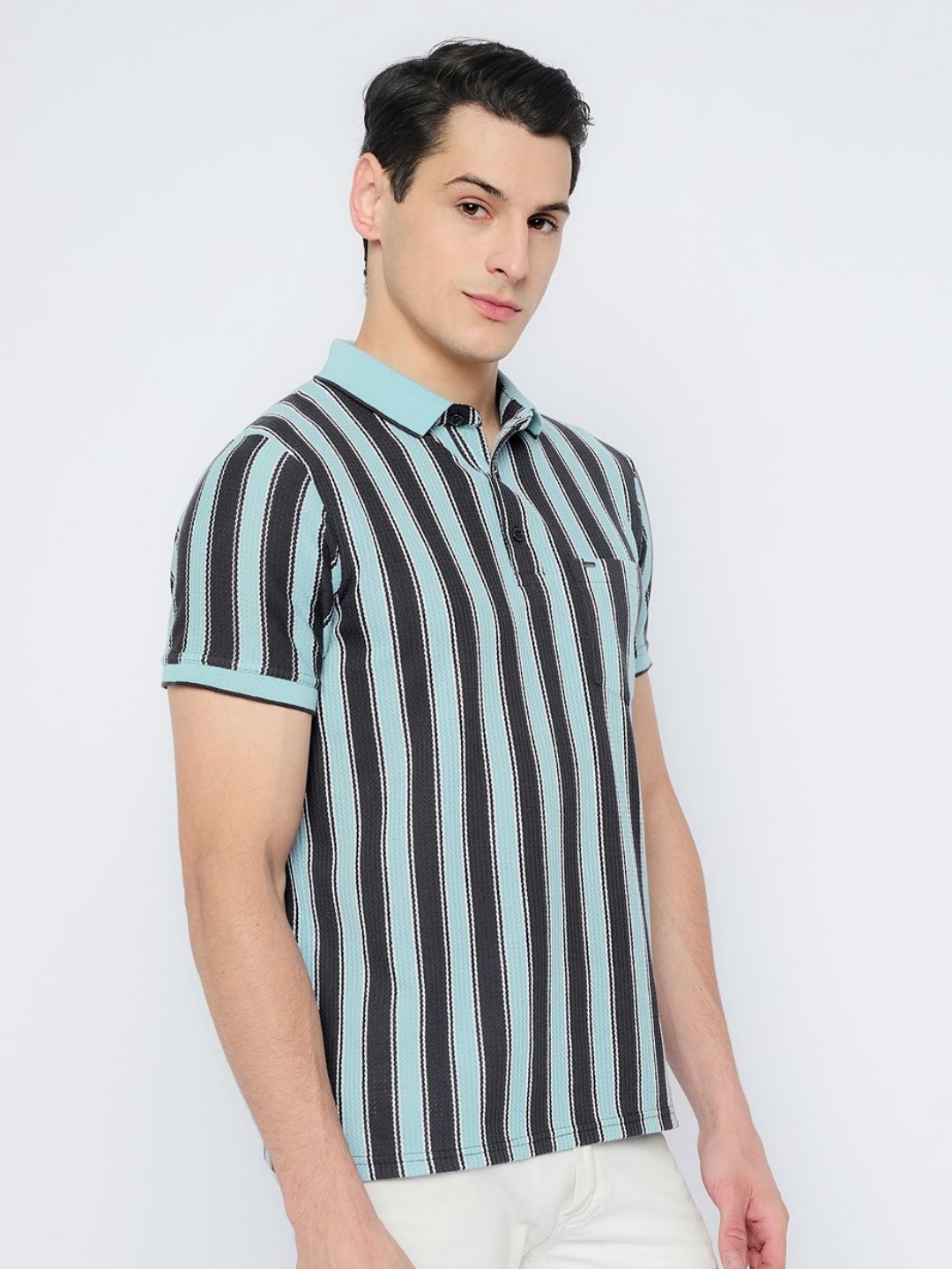 

ARRAY Men Striped Polo Collar T-shirt, Blue