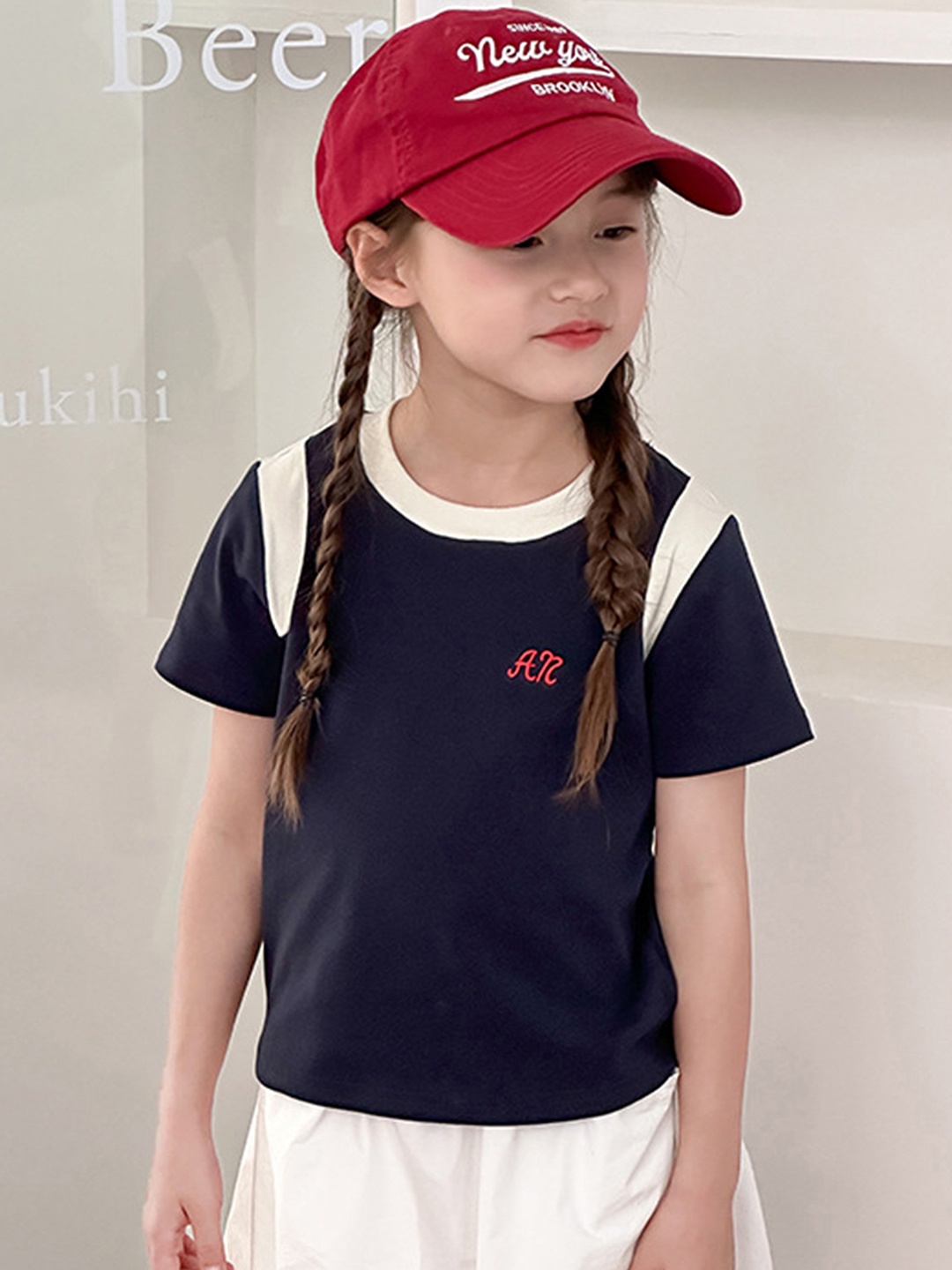 

LULU & SKY Girls Colourblocked Applique T-shirt, Navy blue