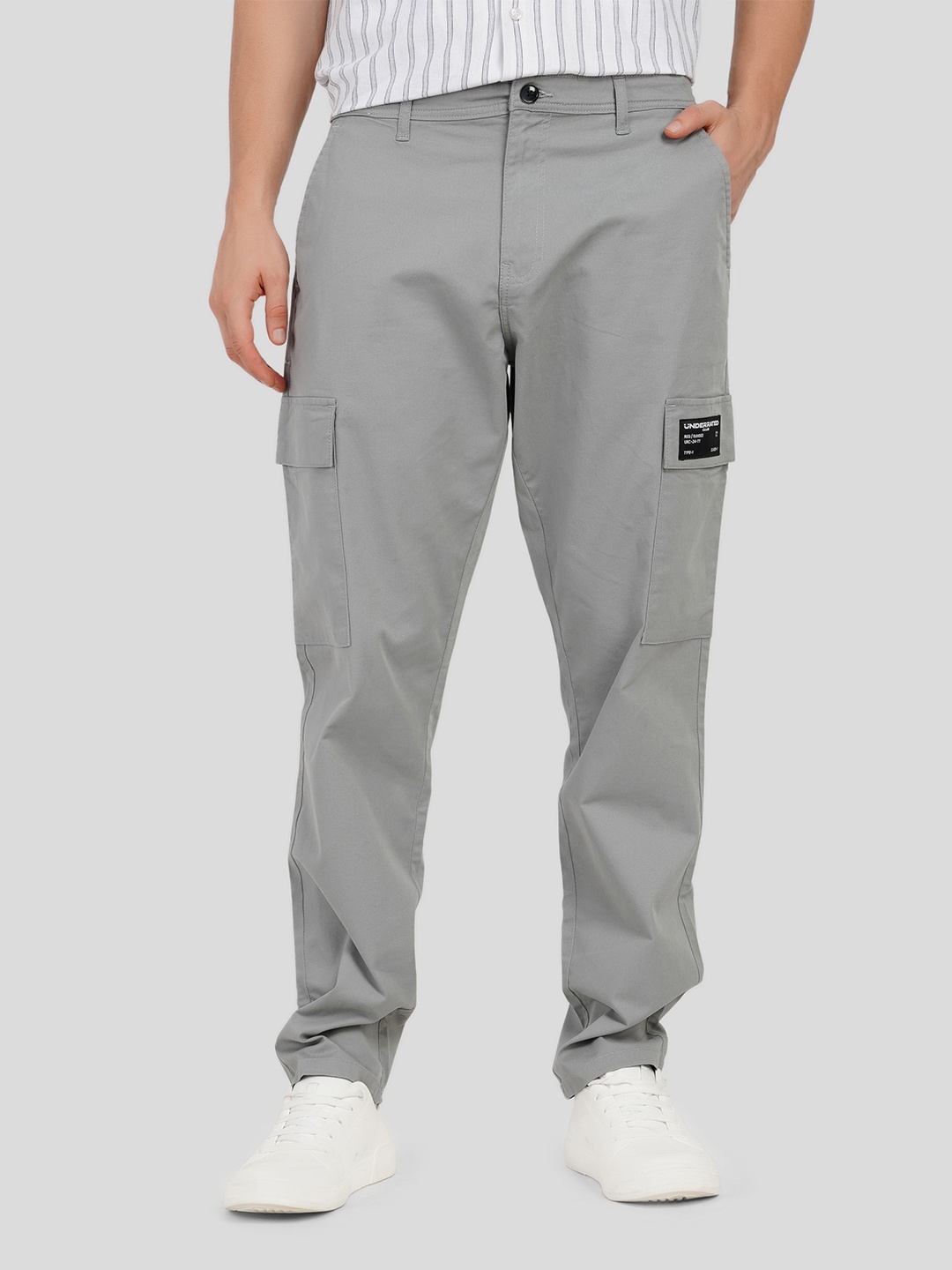 

Underrated Club Men Cargos Trousers, Grey