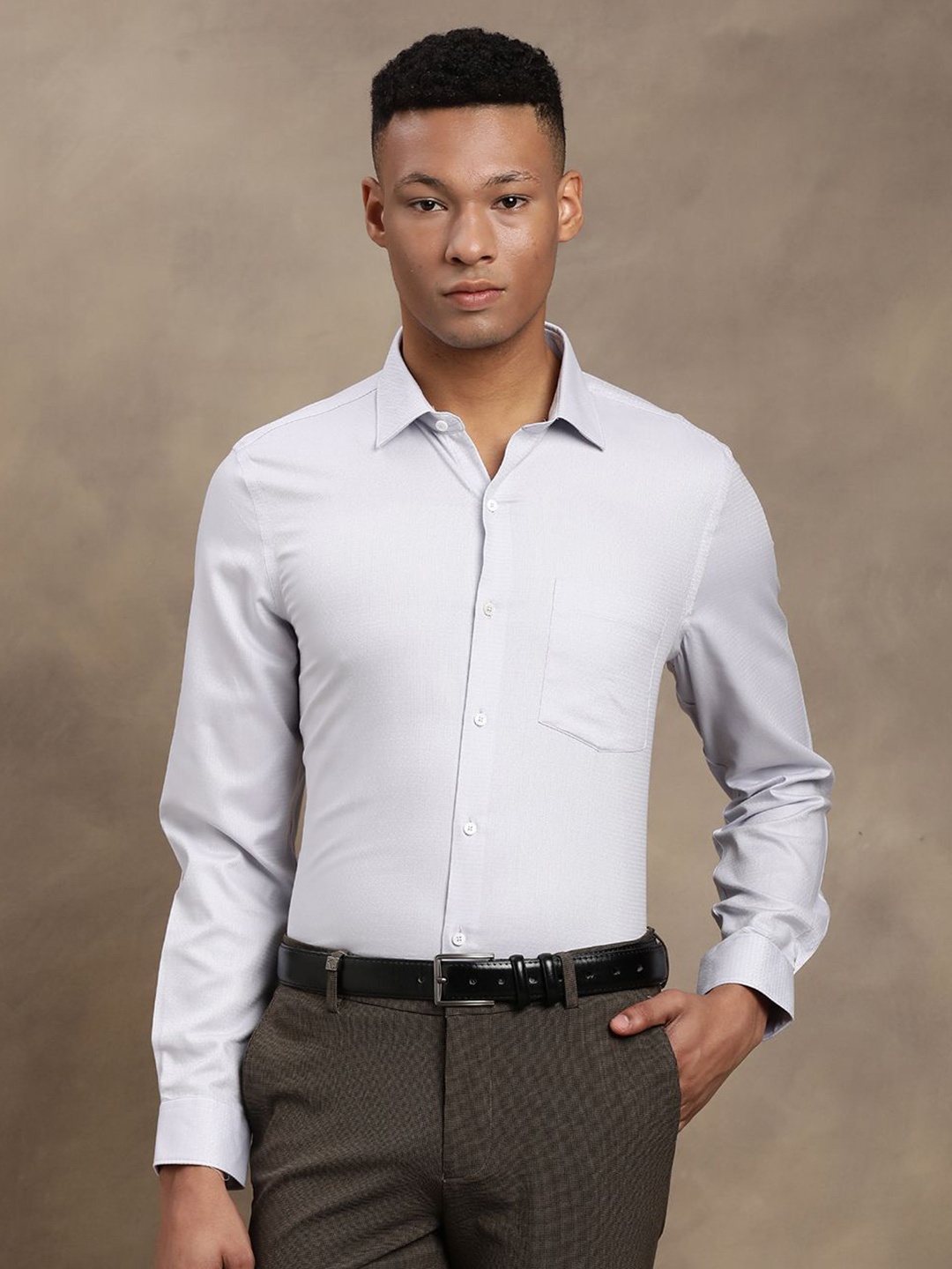 

Turtle Men Standard Slim Fit Spread Collar Textured Cotton Formal Shirt, Grey