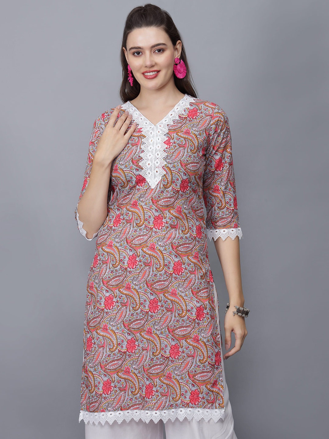 

ETRAANA Women Paisley Printed Kurta, Grey