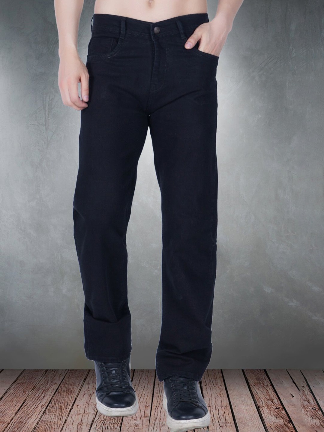 

LINARIA Men Classic Jogger Jeans, Black