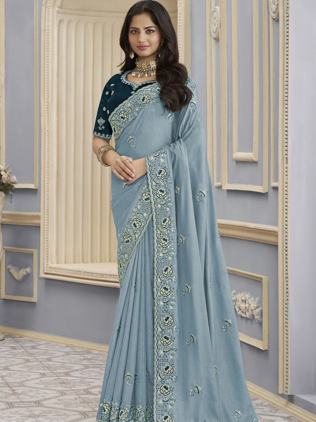 

Suha Floral Poly Georgette Saree, Blue