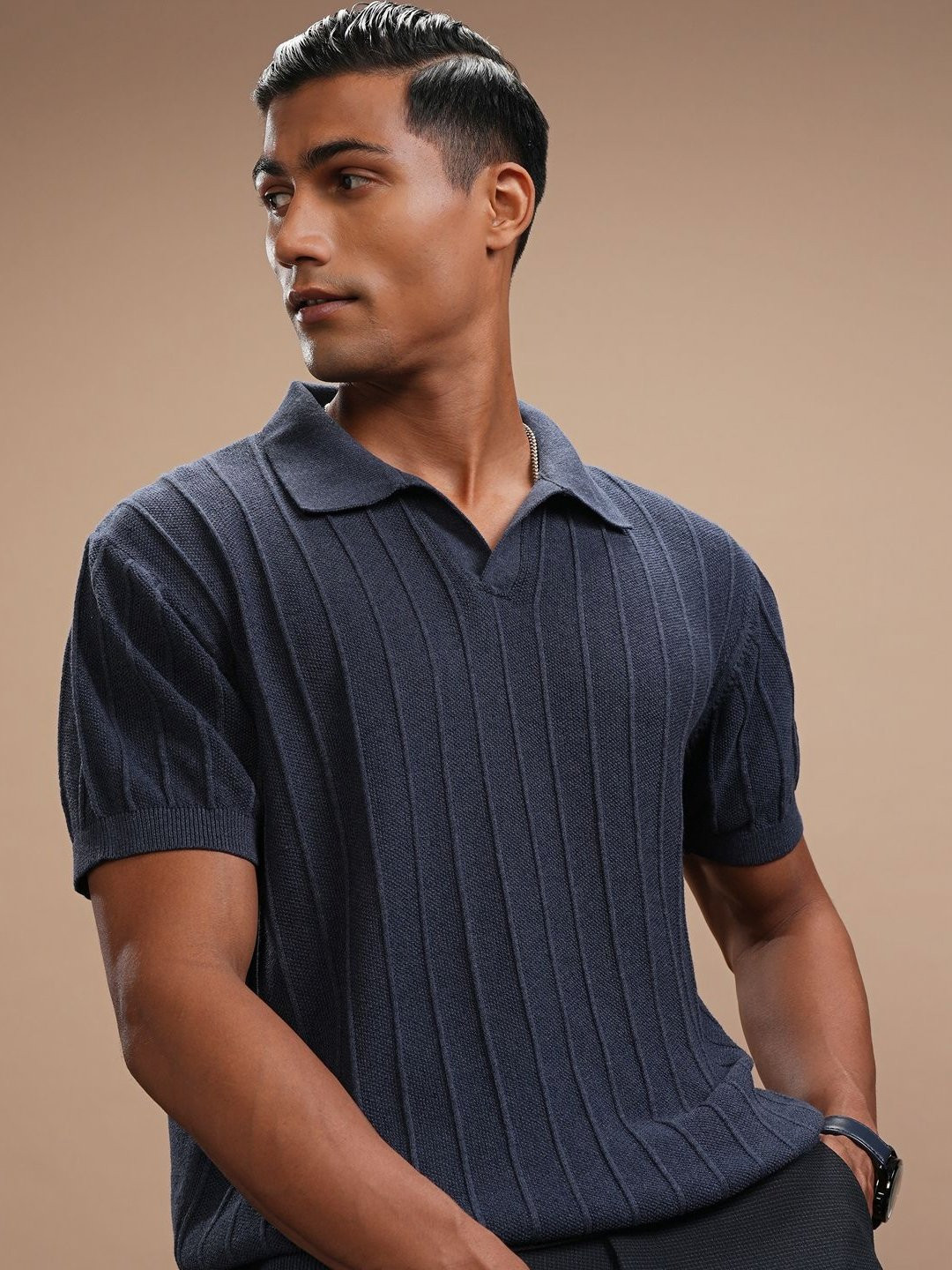 

HIGHLANDER Men Polo Collar T-shirt, Navy blue