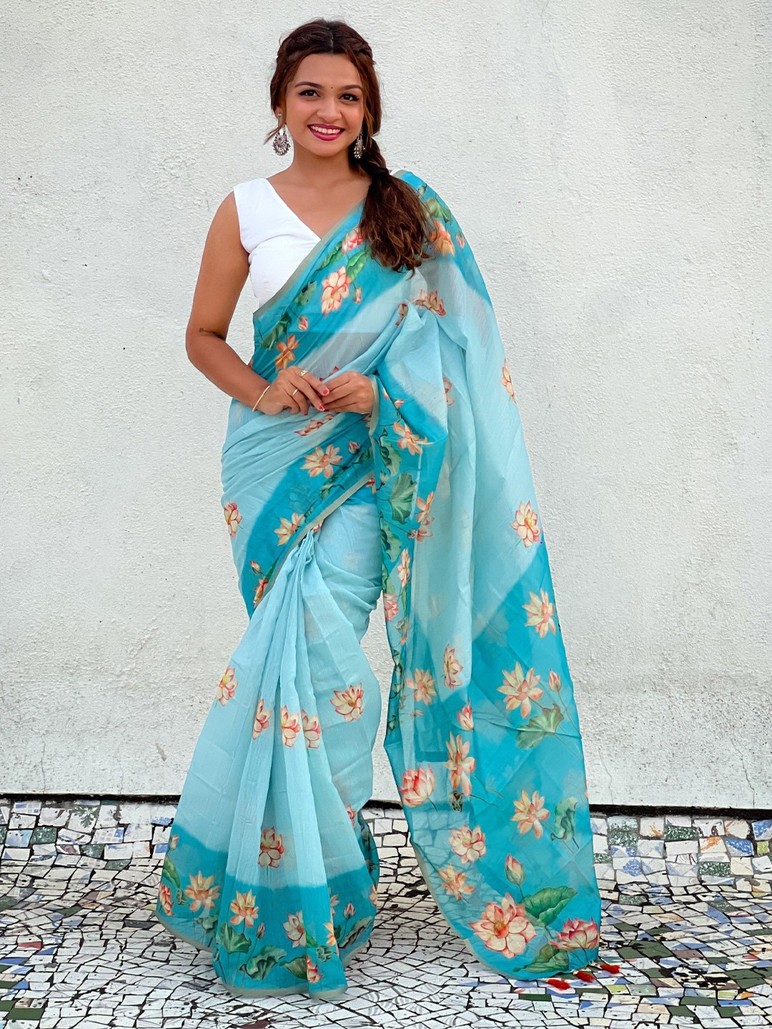 

Rangtulika Ethnics Floral Zari Chanderi Saree, Blue