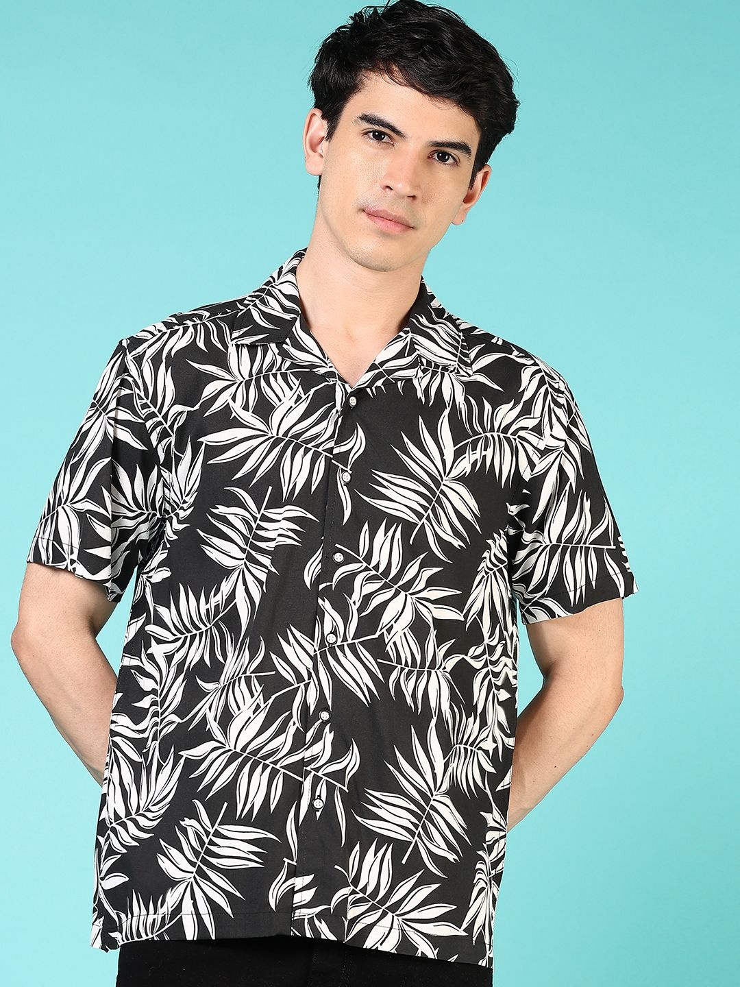 

V-Mart Men Floral Opaque Printed Casual Shirt, Black