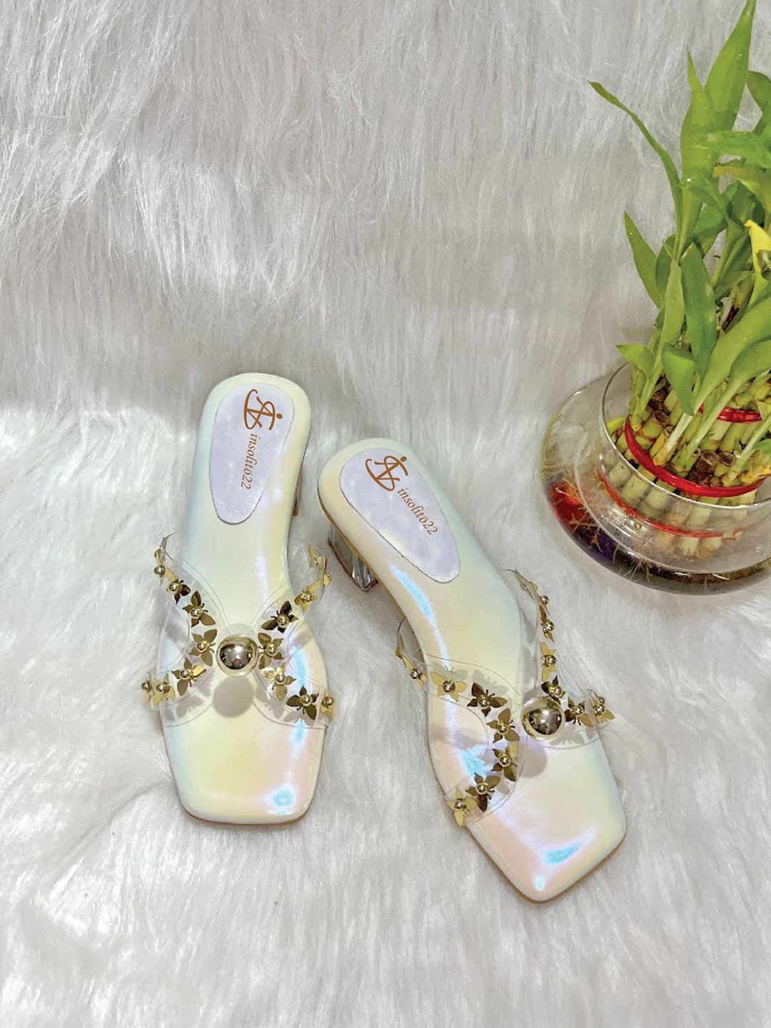 

Insolito22 Block Sandals, Gold