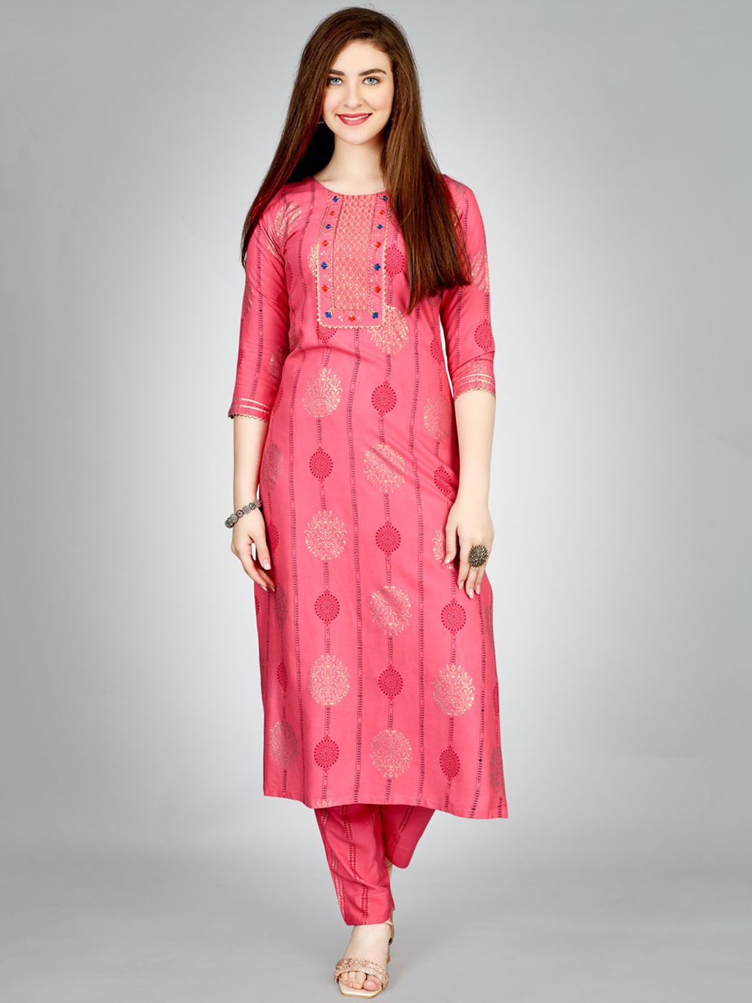 

HERE&NOW Women Paisley Embroidered Regular Kurta with Churidar, Pink