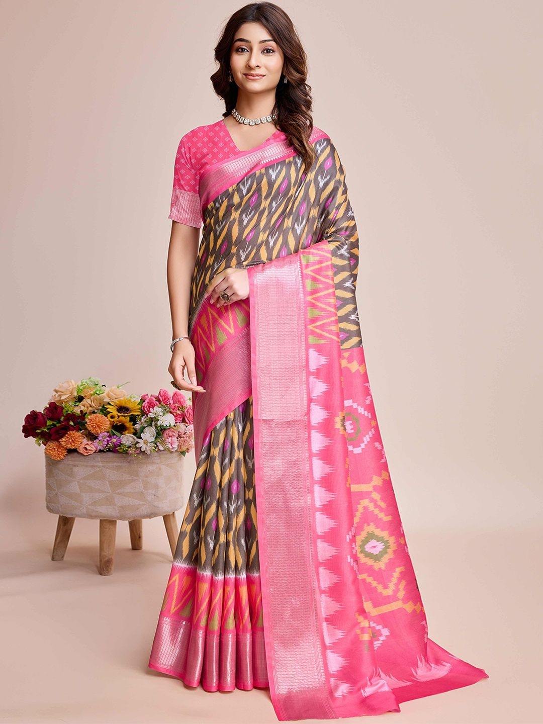 

Peachmode Zari Silk Blend Saree, Brown