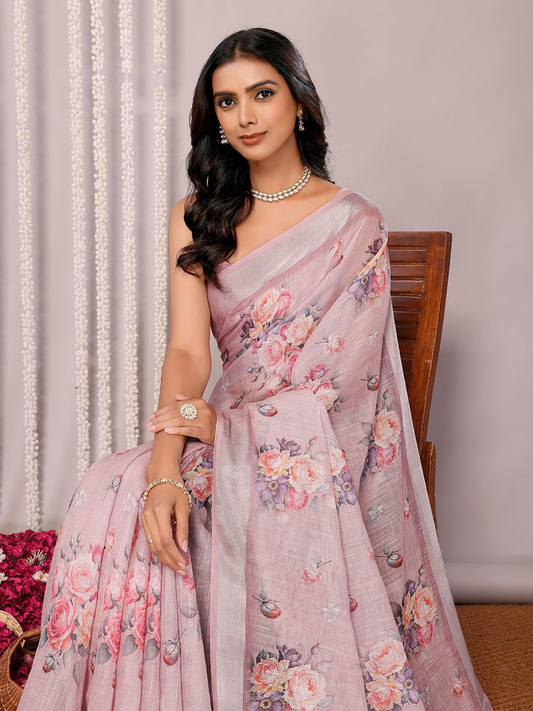 

Janasya Women Mauve Linen Blend Floral Printed Saree with Unstitched Blouse Piece