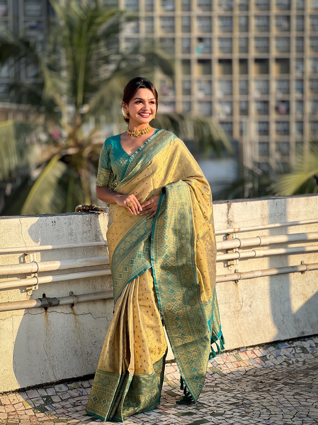 

Rangtulika Ethnics Woven Design Zari Saree, Yellow