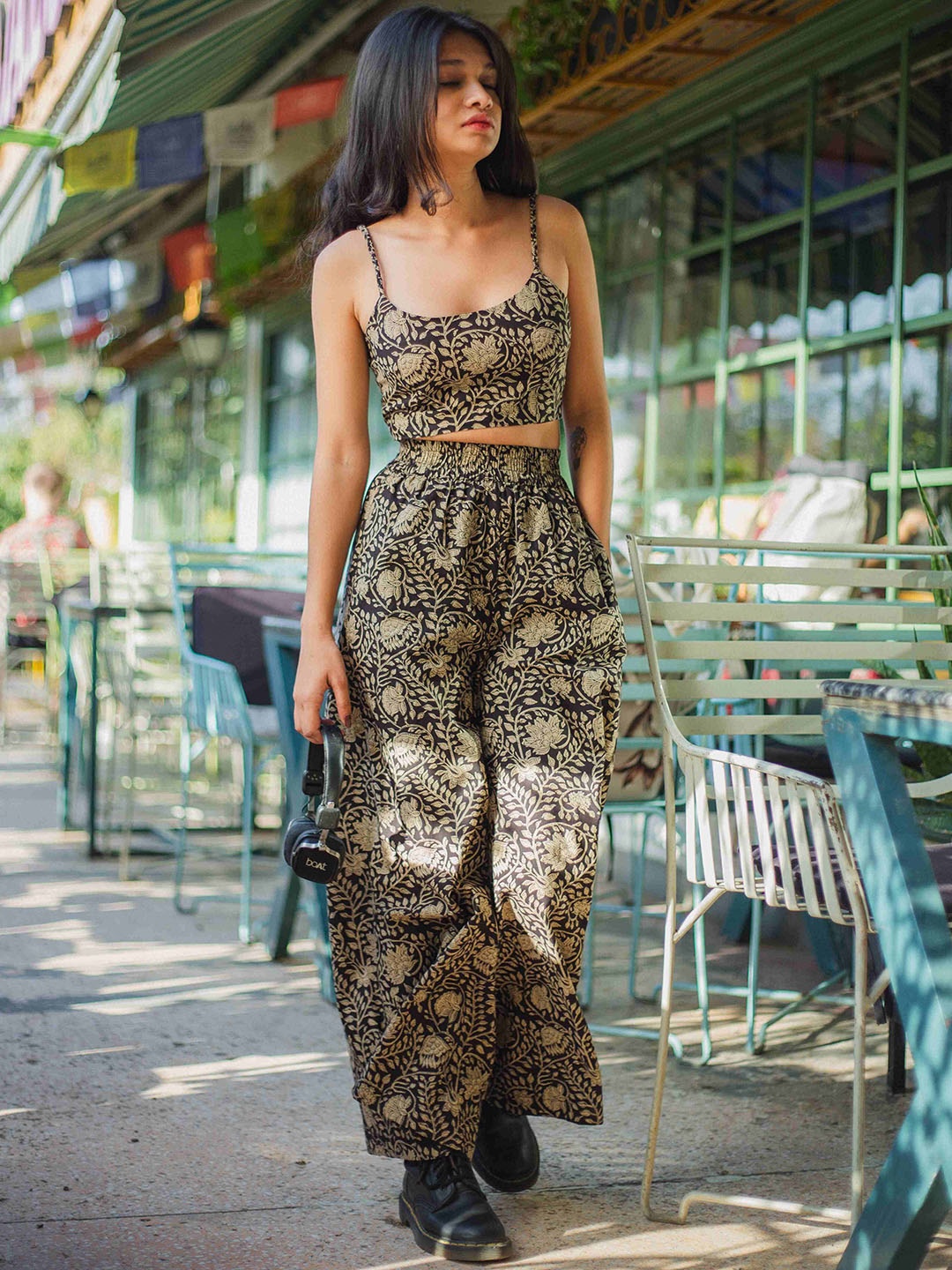 

ODHANON Floral Printed Pure Cotton Crop Top & Flared Palazzo Co-Ord Set, Black