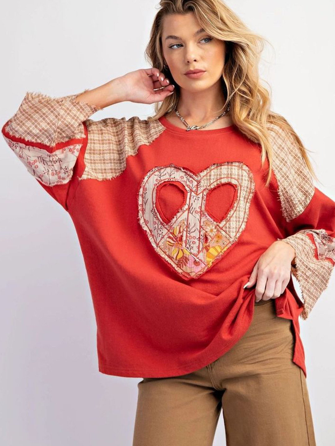 

LULU & SKY Print Bell Sleeve Top, Red