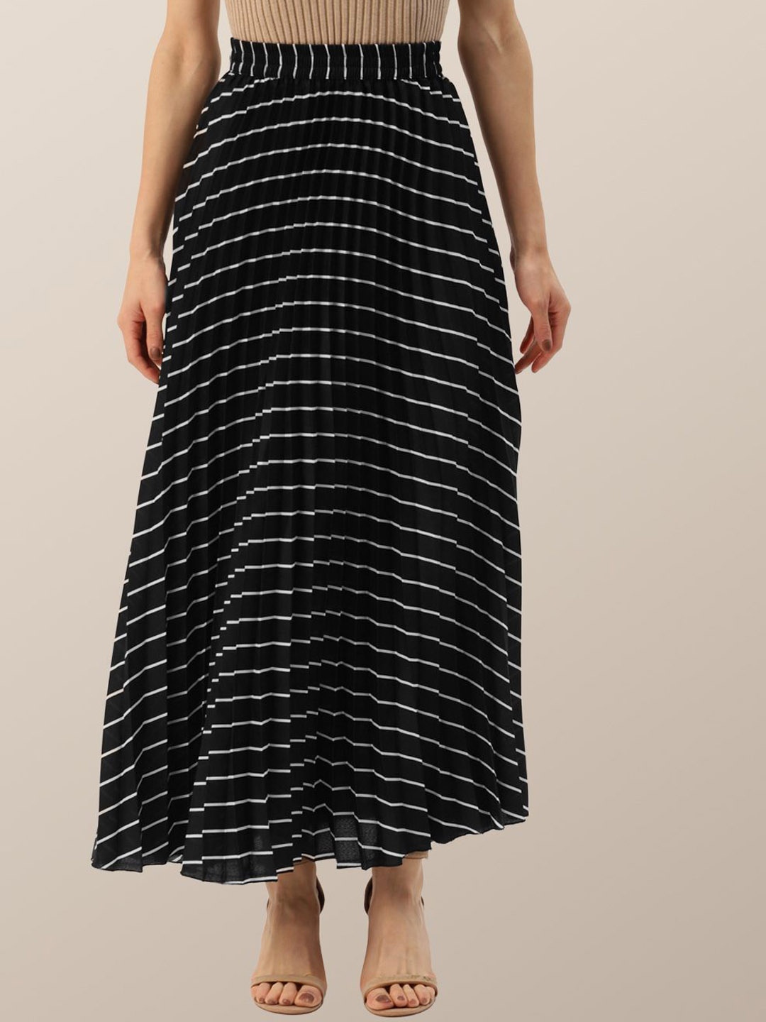 

Chemistry Pleated A-Line Maxi Skirt, Black