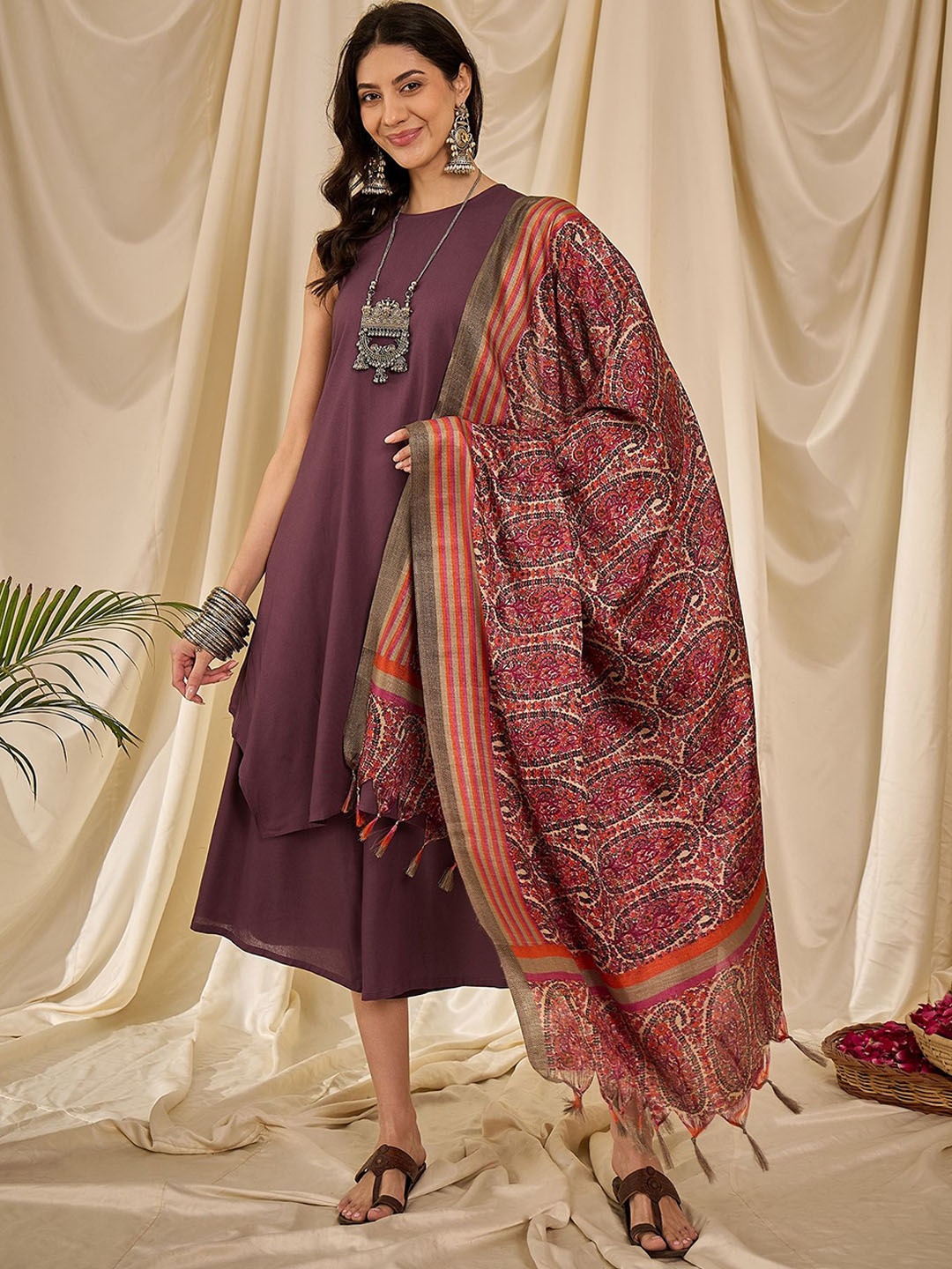 

InWeave Women With Dupatta, Mauve