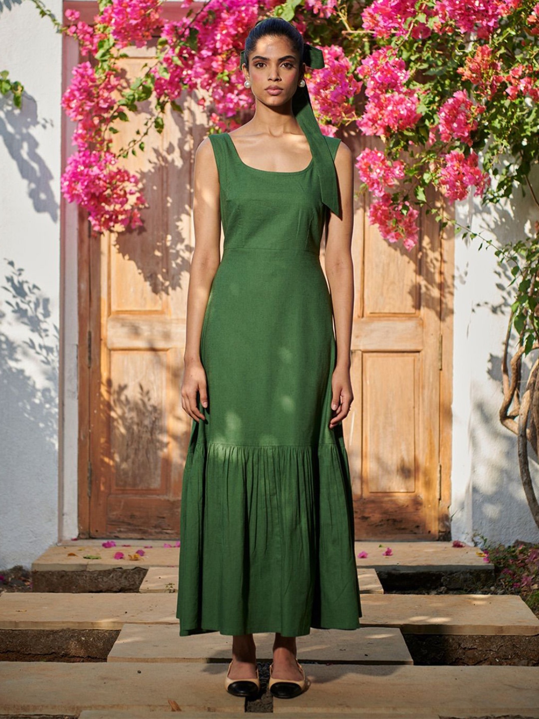 

Saphed Shoulder Straps Solid Maxi Dress, Green