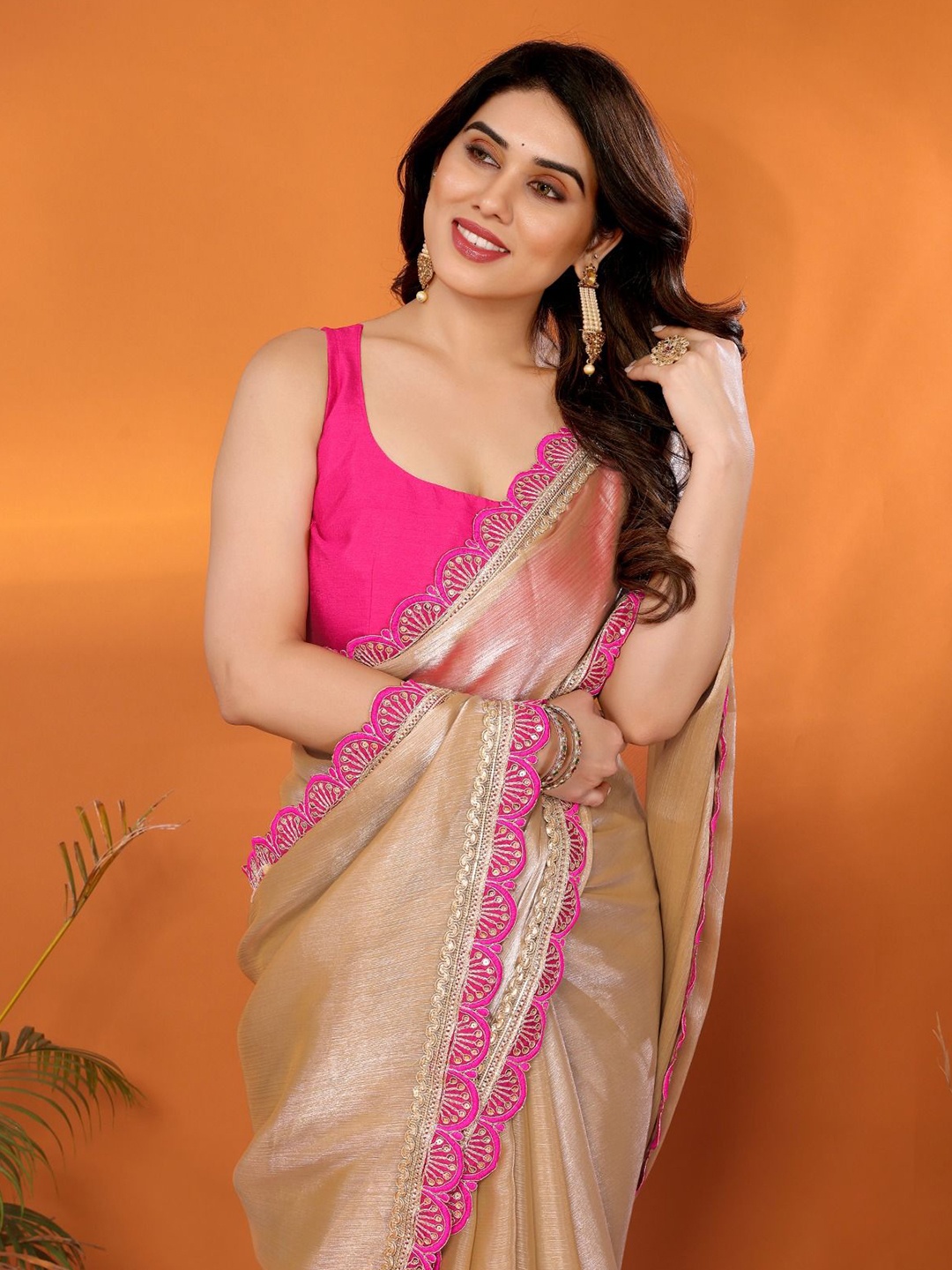 

BLEESBURY Organza Saree, Bronze