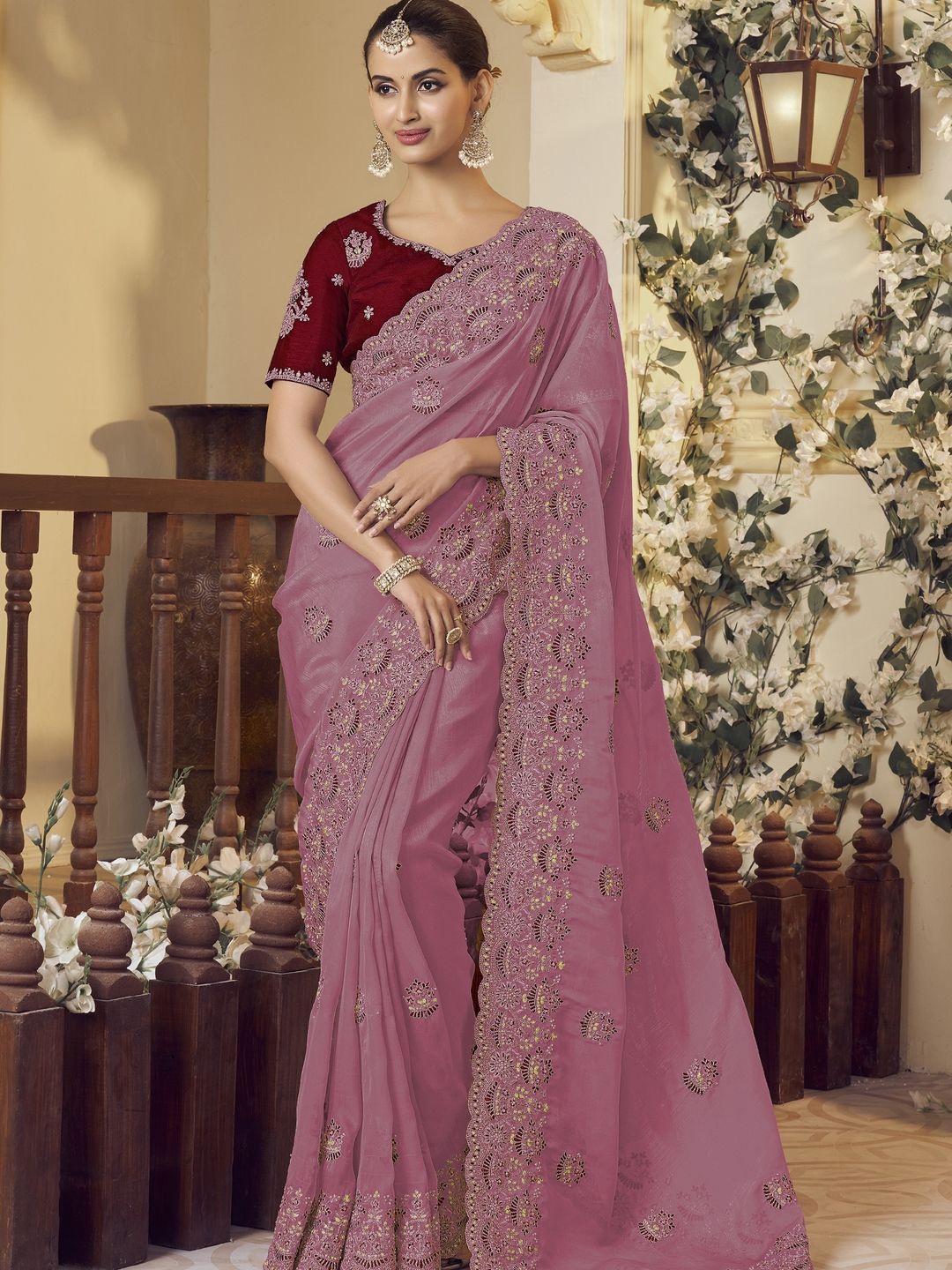 

Suha Floral Organza Saree, Pink