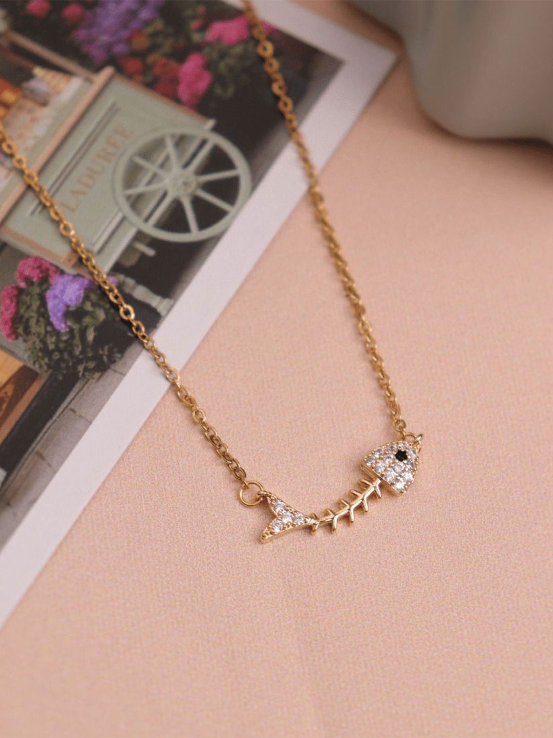 

Laviscart Gold-Plated Stainless Steel Artificial Stones Studded Chain