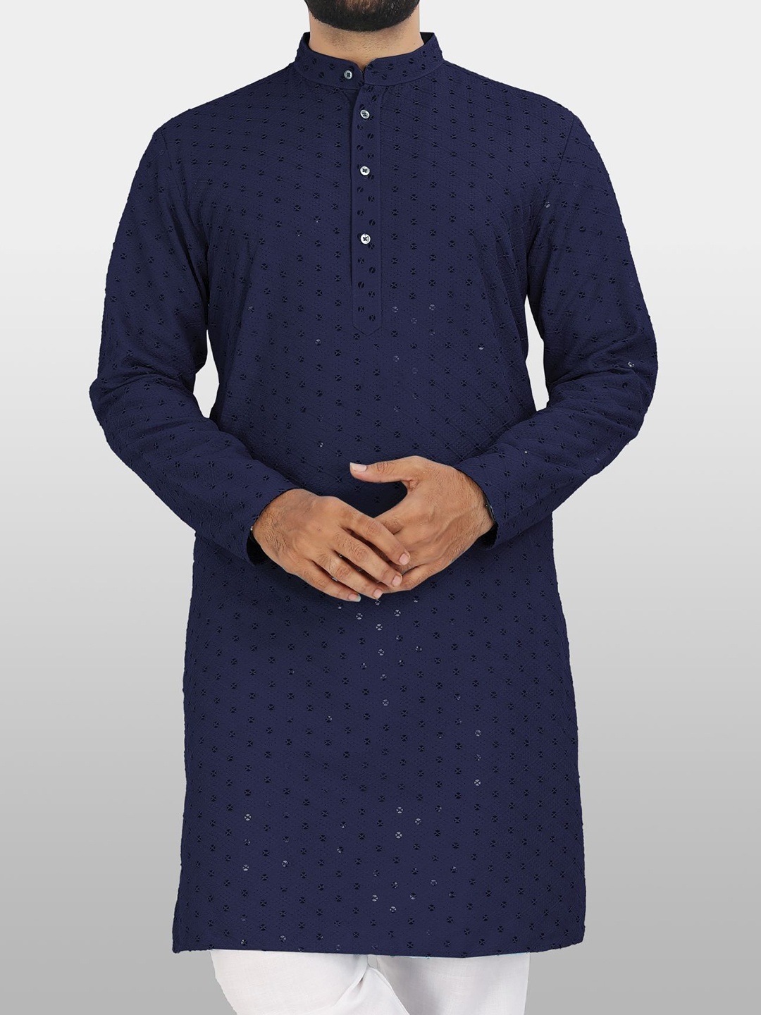 

VeBNoR Men Ethnic Motifs Brasso Kurta, Navy blue