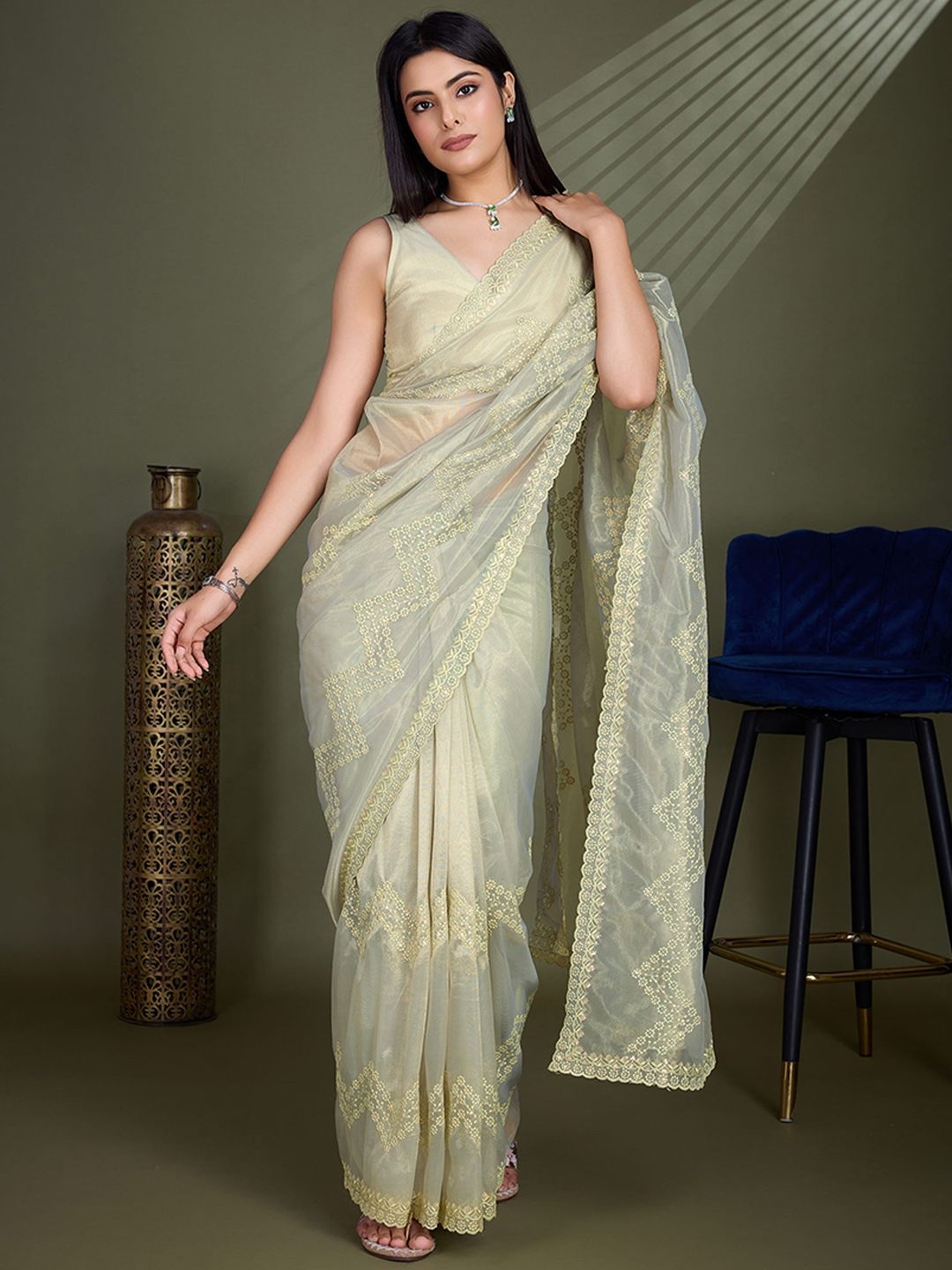 

Peachmode Floral Beads and Stones Net Saree, Olive