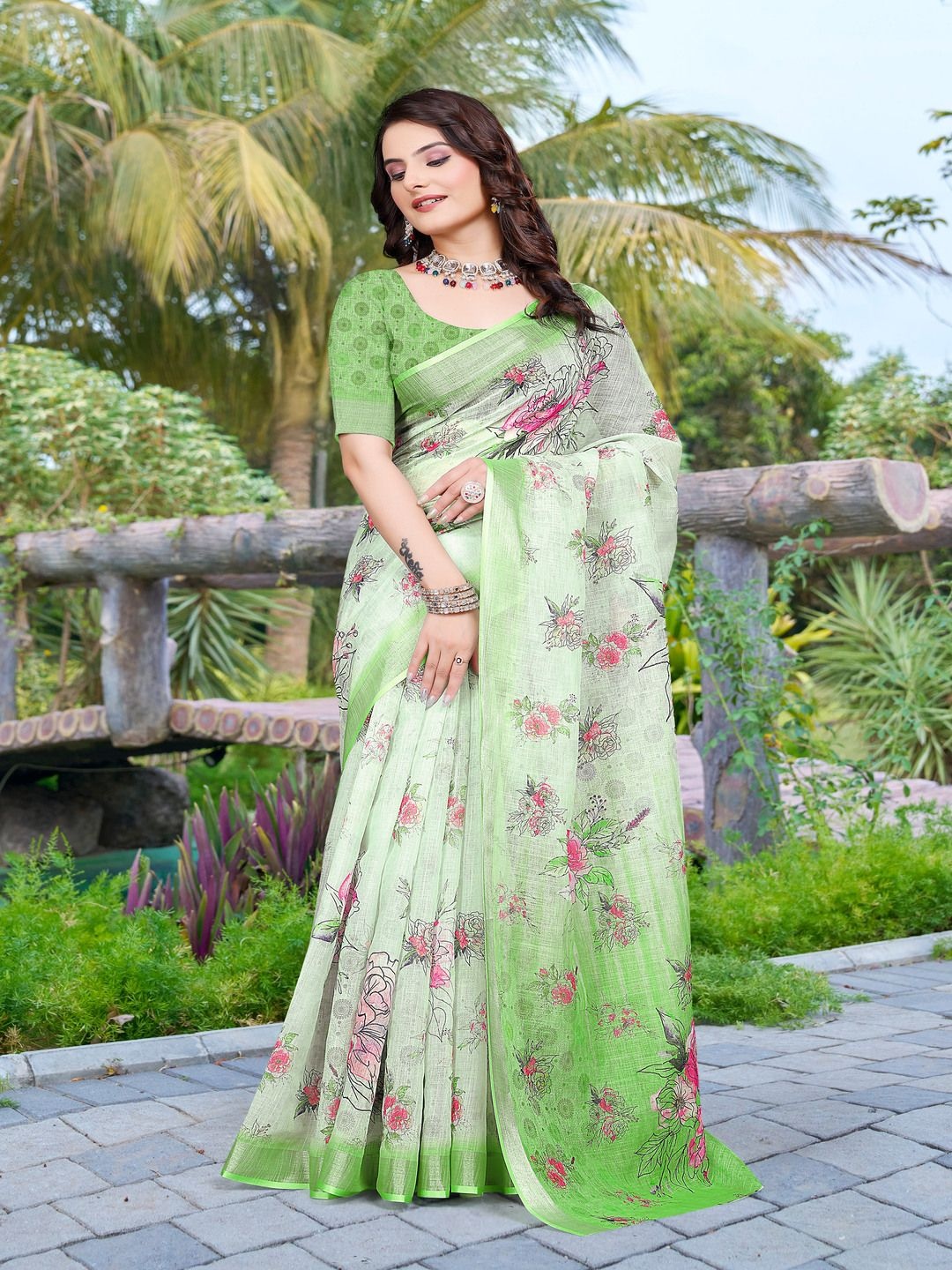 

TRENDING KART Floral Printed Zari Chanderi Saree, Green
