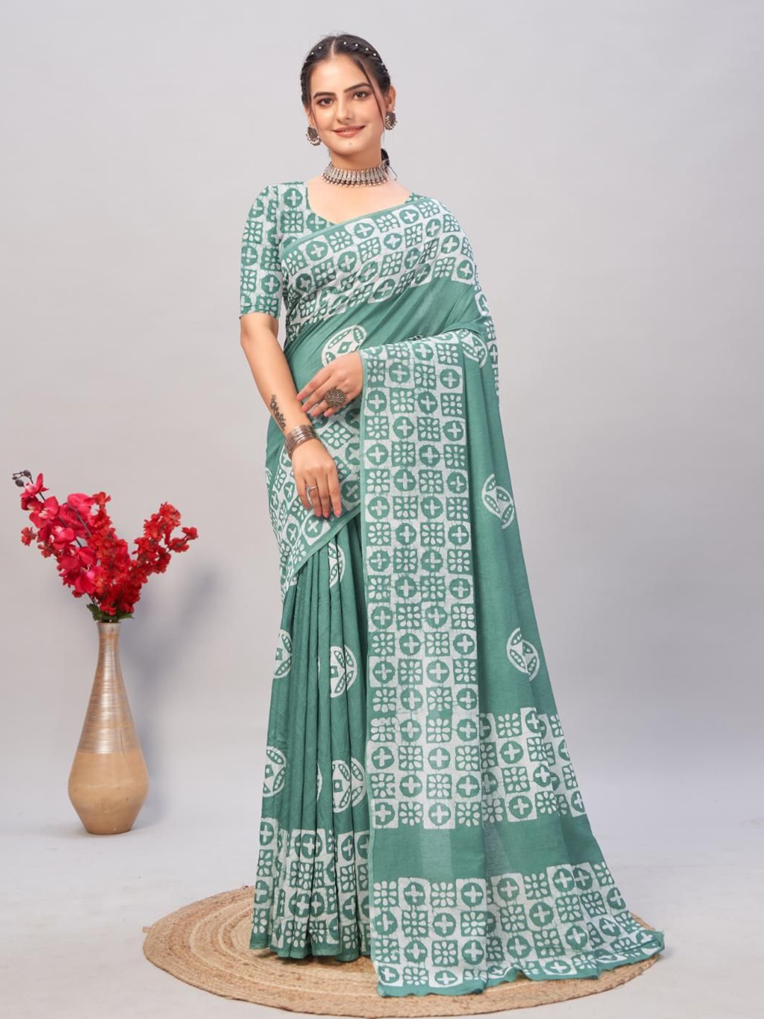 

HERE&NOW Batik Block Print Saree, Green