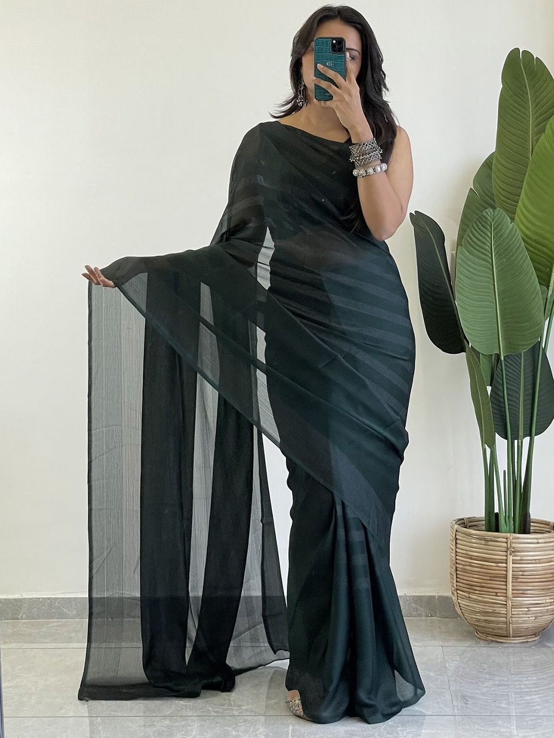

LeeliPeeri Designer Poly Georgette Saree, Green