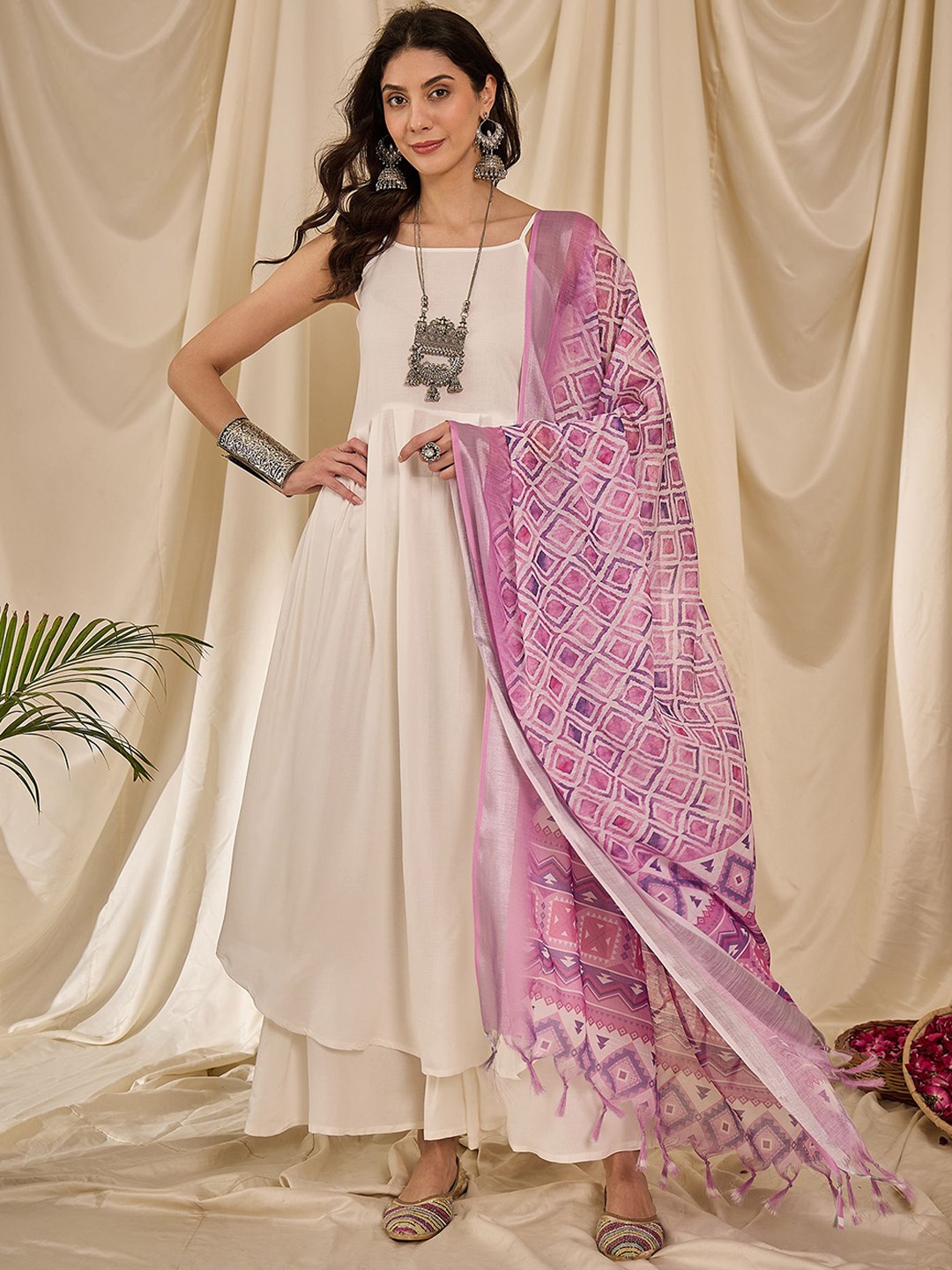 

InWeave Women With Dupatta, White