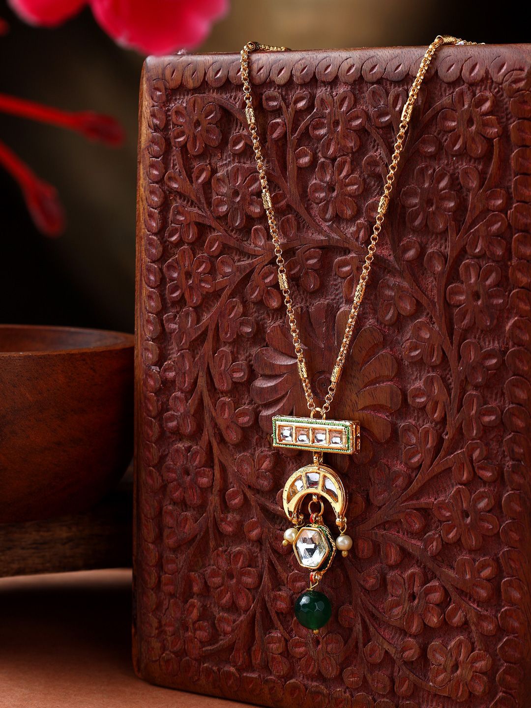 

AARSEE OFFICIAL Anti-Tarnish 22KT Gold-Plated Regal Grid Necklace