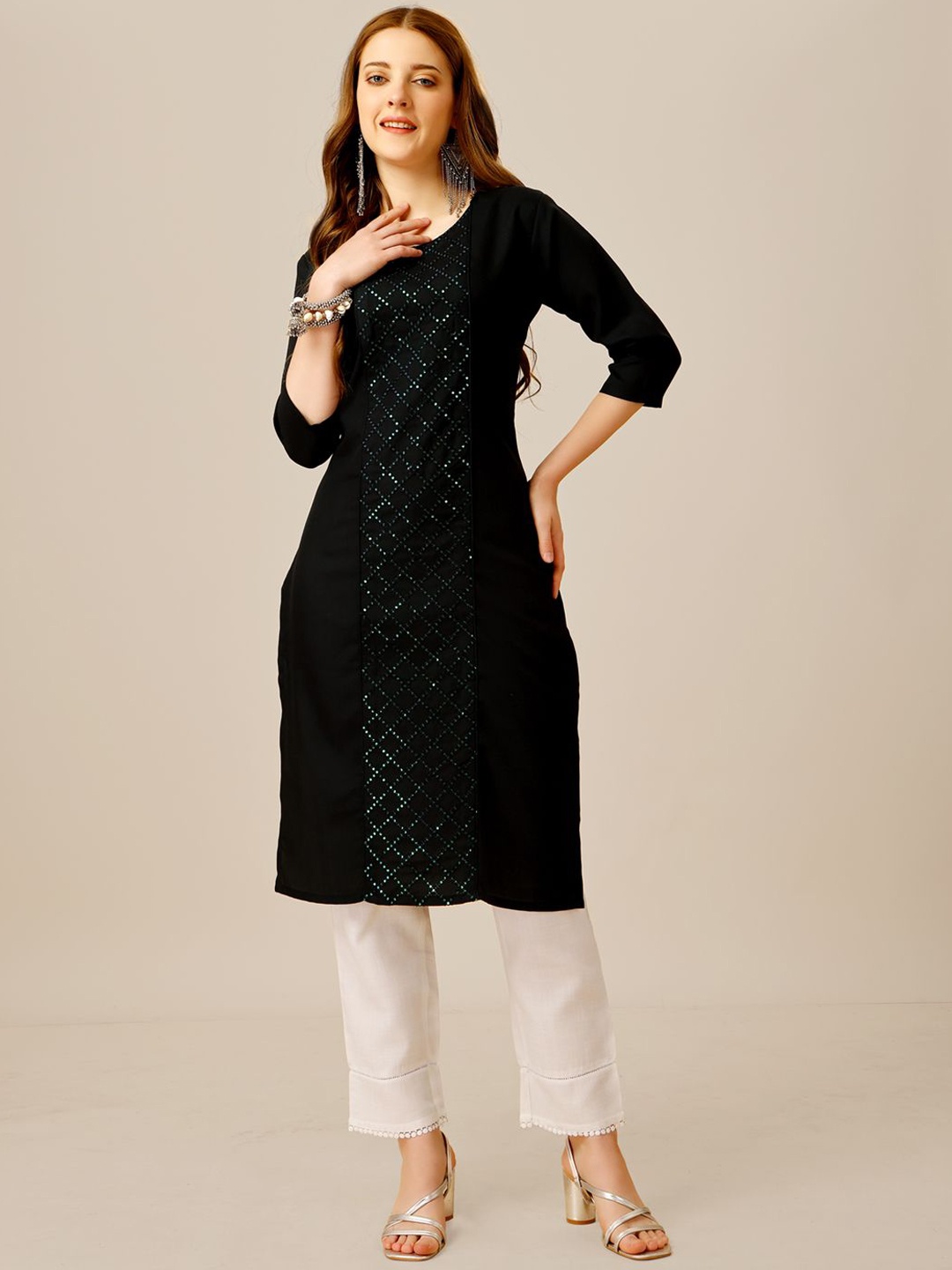 

HERE&NOW Women Floral Embroidered Regular Kurta with Churidar, Black