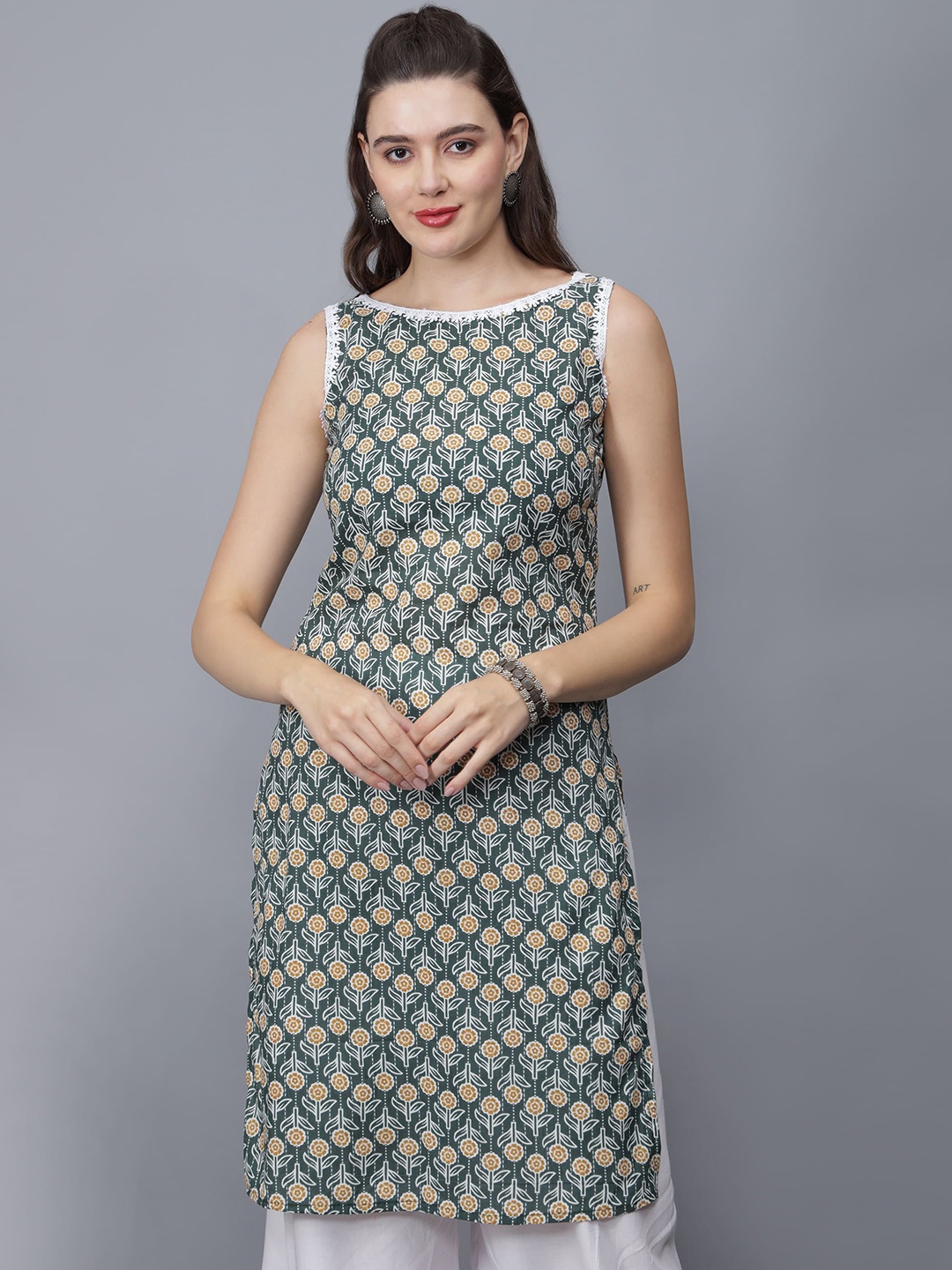 

ETRAANA Printed Pure Cotton Round Neck Kurta, Green