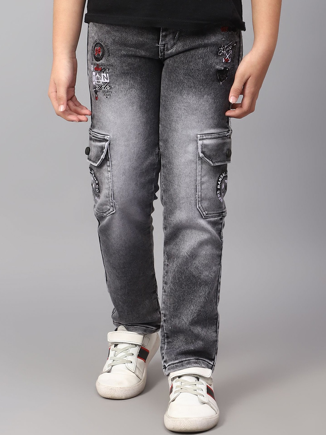 

Killer Boys Mildly Distressed Heavy Fade Jeans, Black