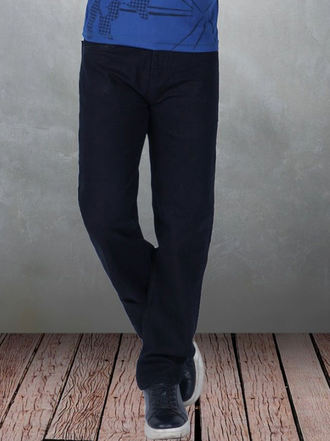 

COMFITS Men Classic Slash Knee Jeans, Black