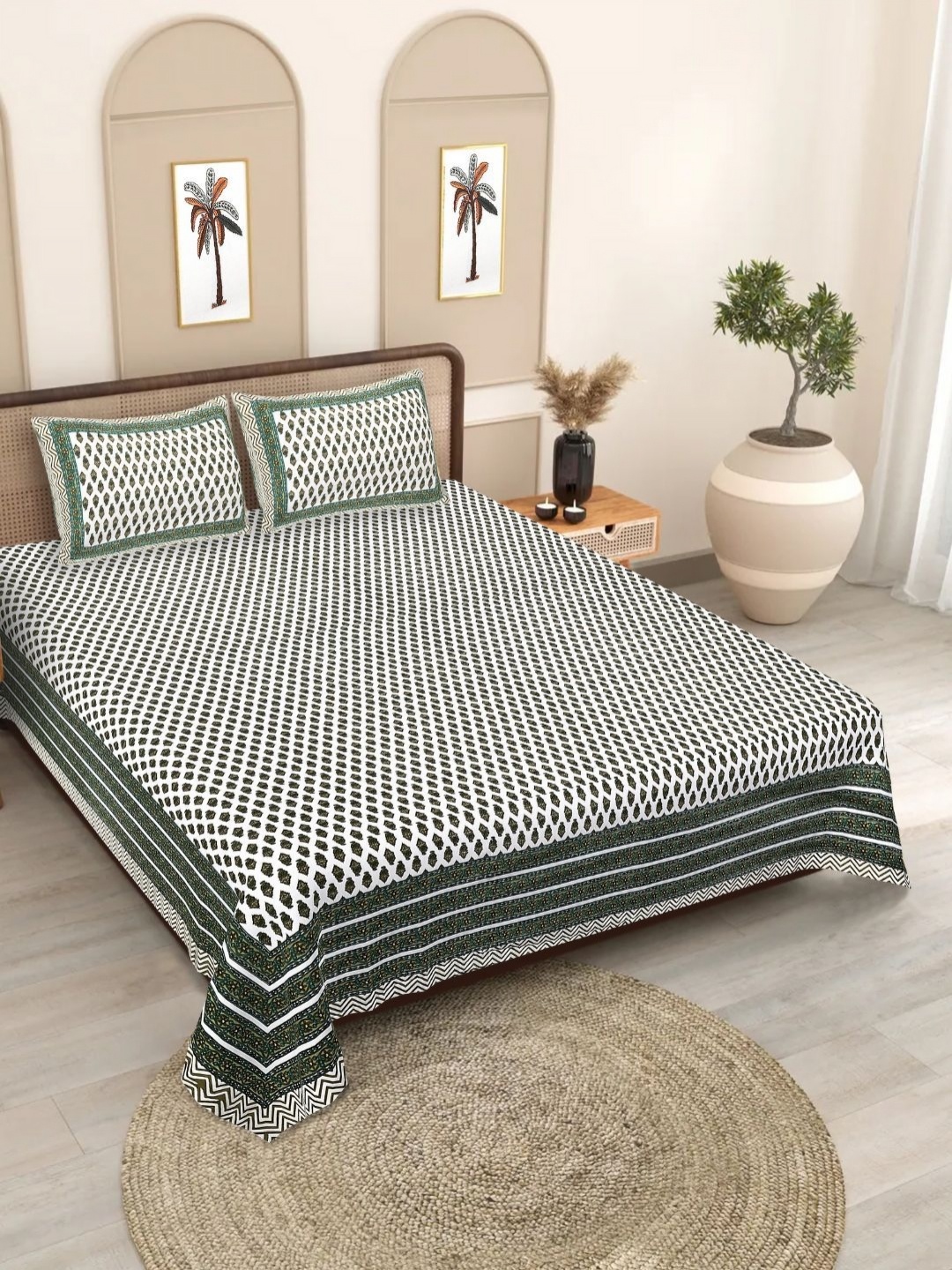 

Butea Crape Green & White Floral Printed Cotton 180 TC King Bedsheet Set 2.40 m x 2.15 m