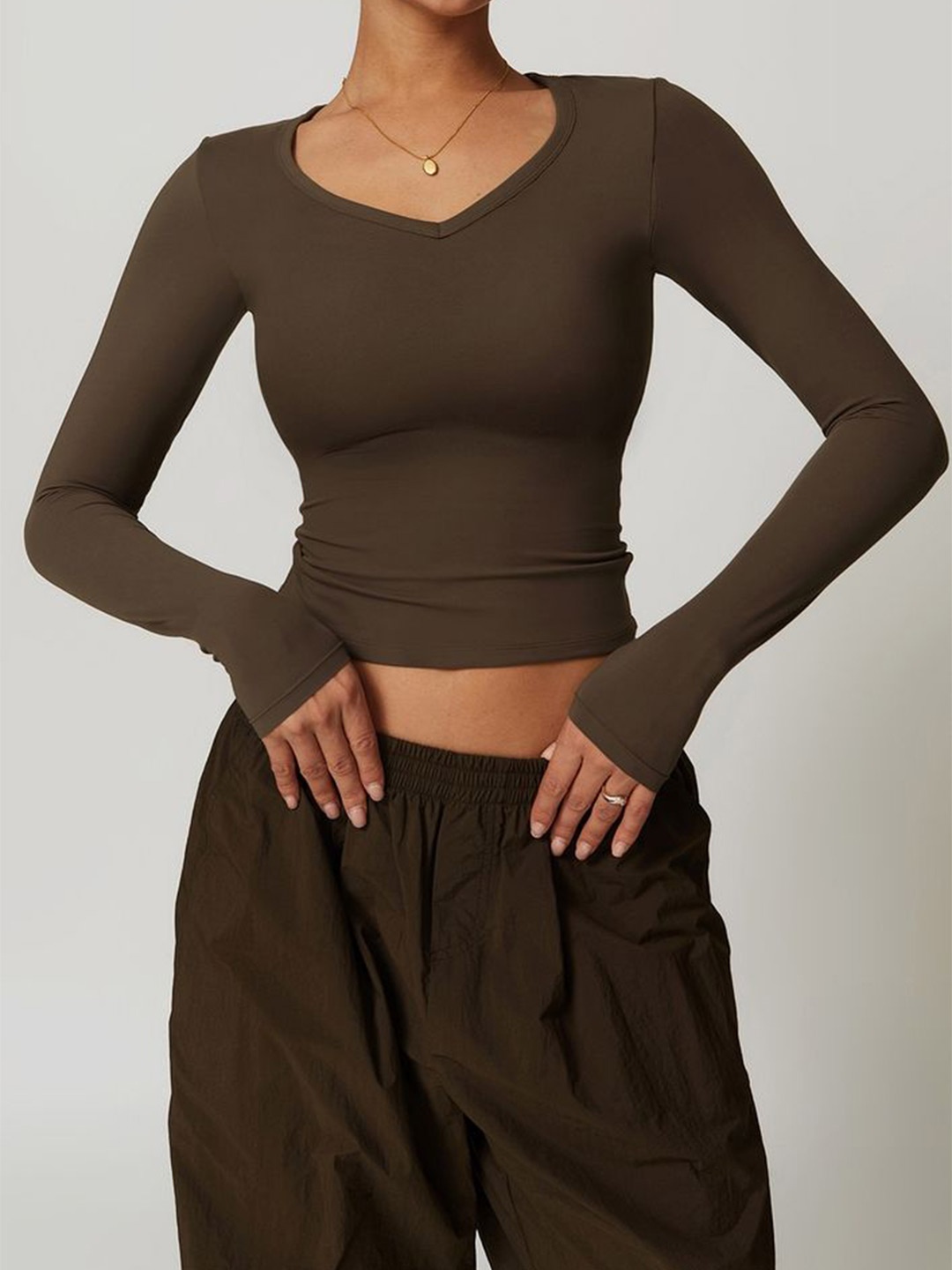 

LULU & SKY Crop Top, Black