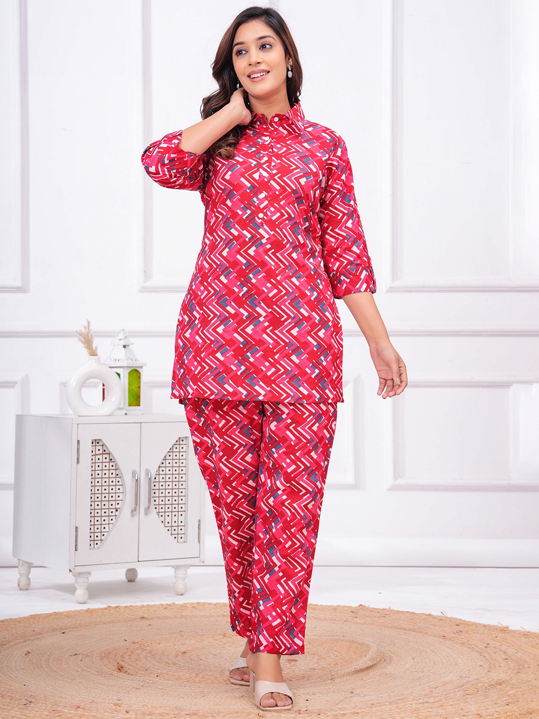 

UrbanRang Printed Pure Cotton Tunic With Trousers Co-Ords, Red
