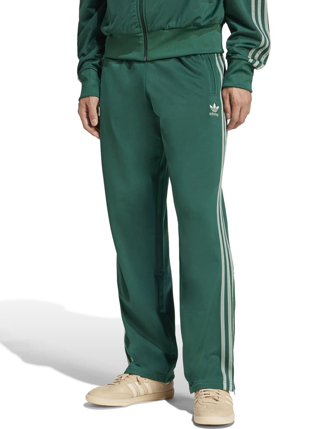 

ADIDAS Originals Men Relaxed-Fit Mid-Rise Track Pants, Green