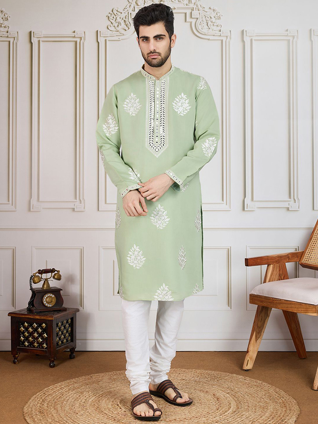 

House of Pataudi Embroidered Cotton Straight Kurta, Green