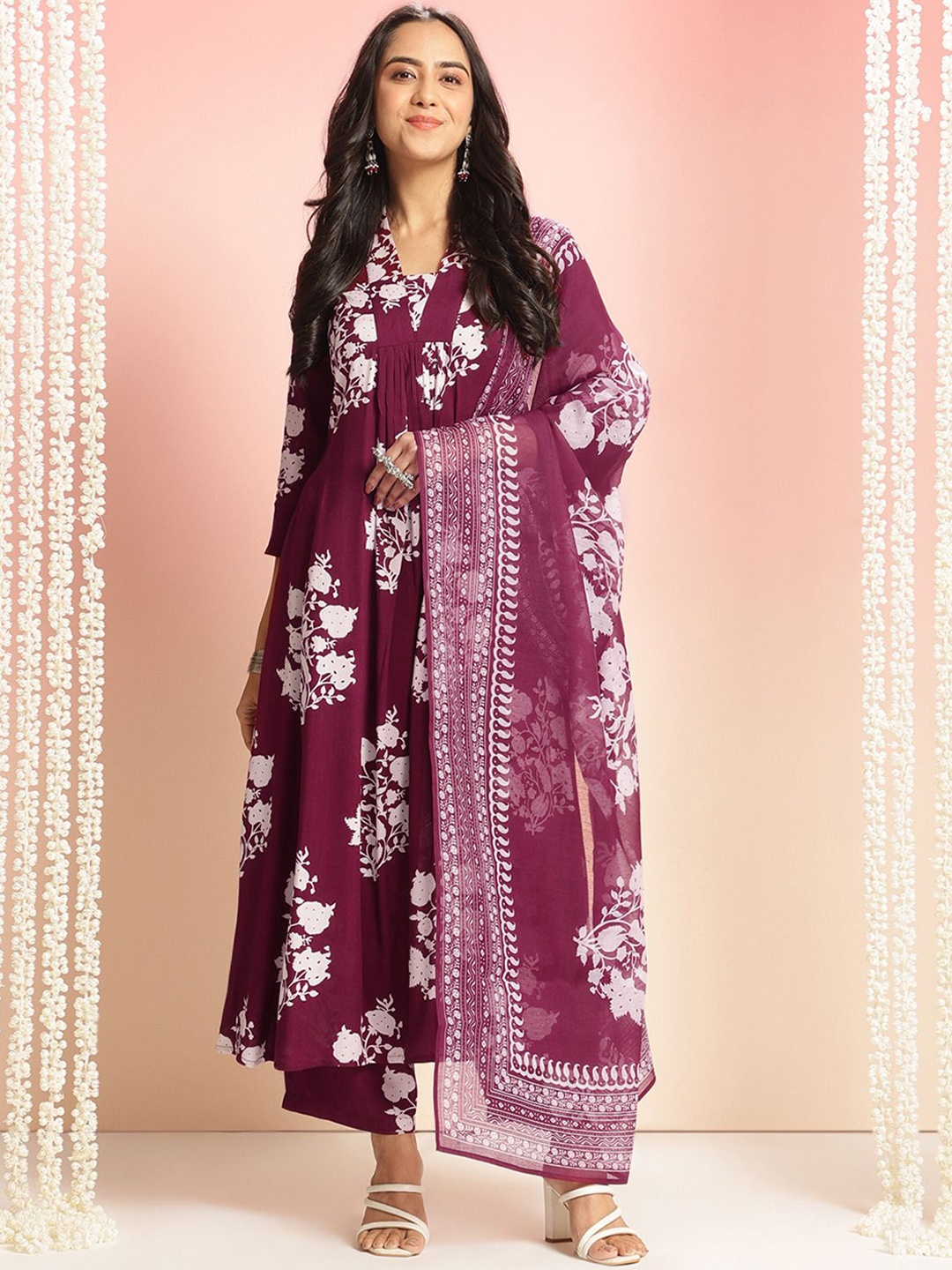 

KALINI Women Floral Printed Regular Kurta with Palazzos & With Dupatta, Maroon