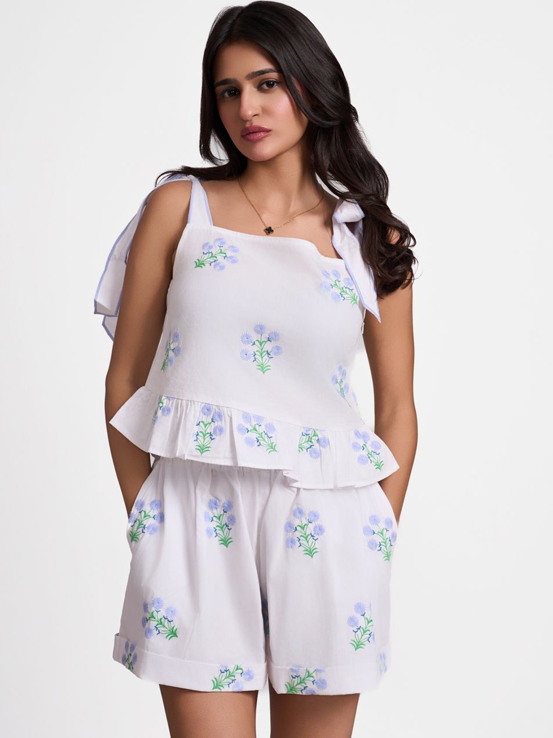 

How When Wear Women Cotton Floral Embroidered Shorts, White