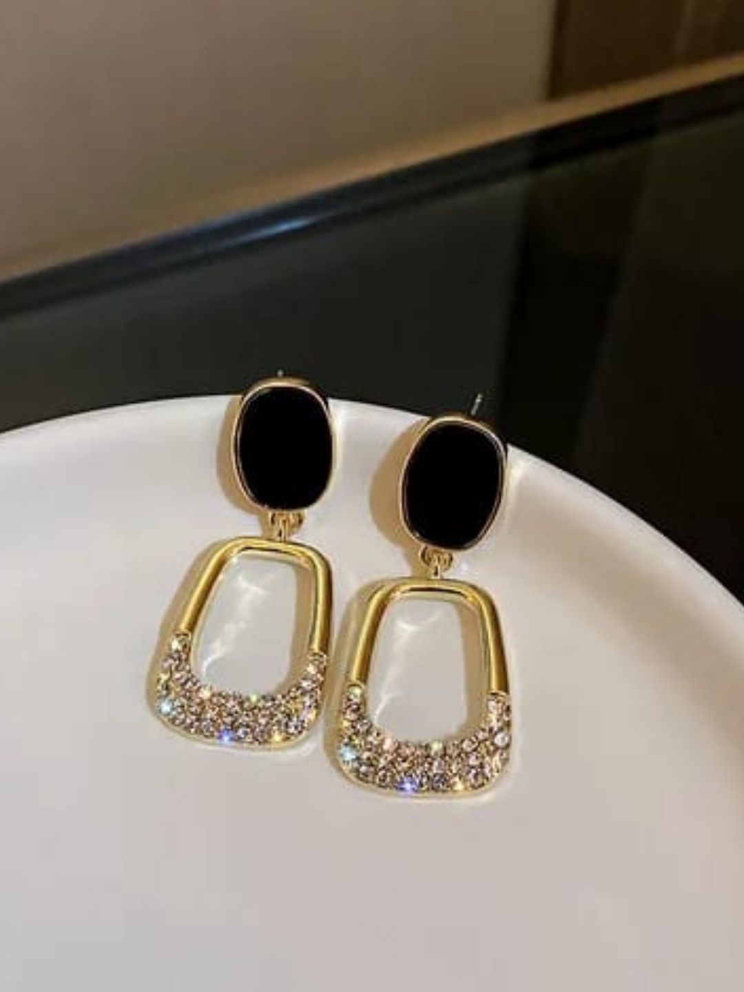 

CareDone Contemporary Drop Earrings, Black