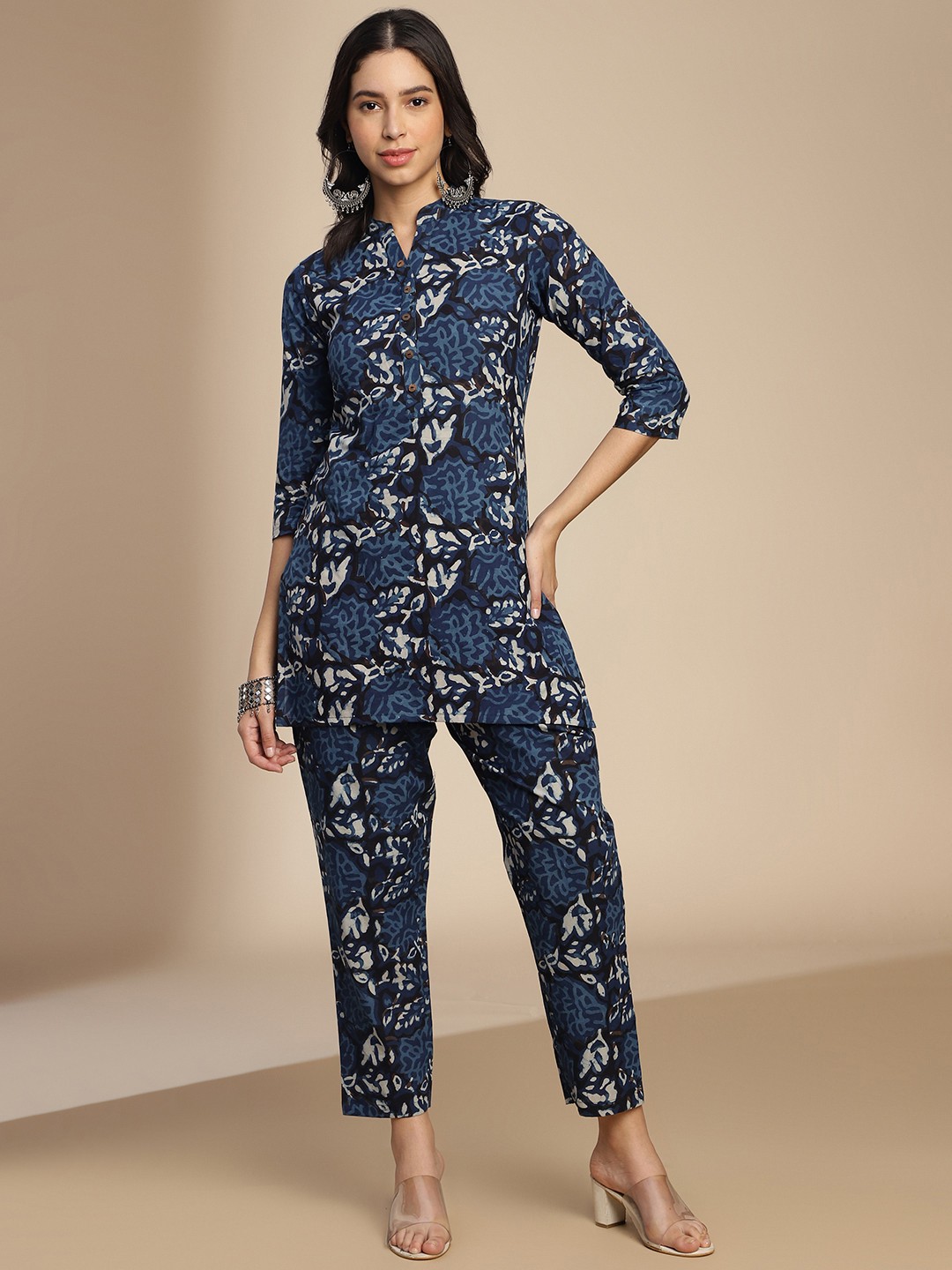 

The Roadster Lifestyle Co Floral Printed Pure Cotton Tunic & Trousers Co-ord Set, Navy blue