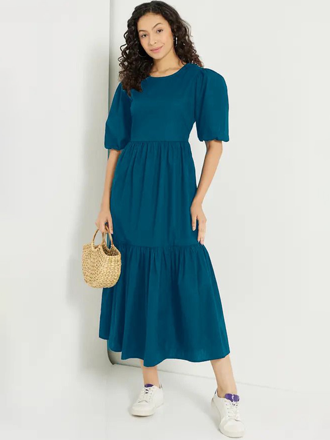 

Raiyani Fashion Women Solid Round Neck Bishop Sleeves Midi Fit & Flare Dress, Blue