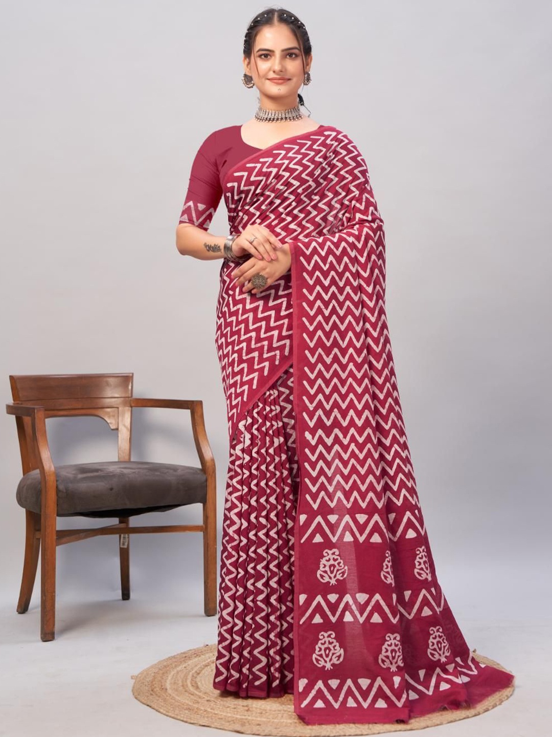 

HERE&NOW Batik Leheriya Saree, Maroon