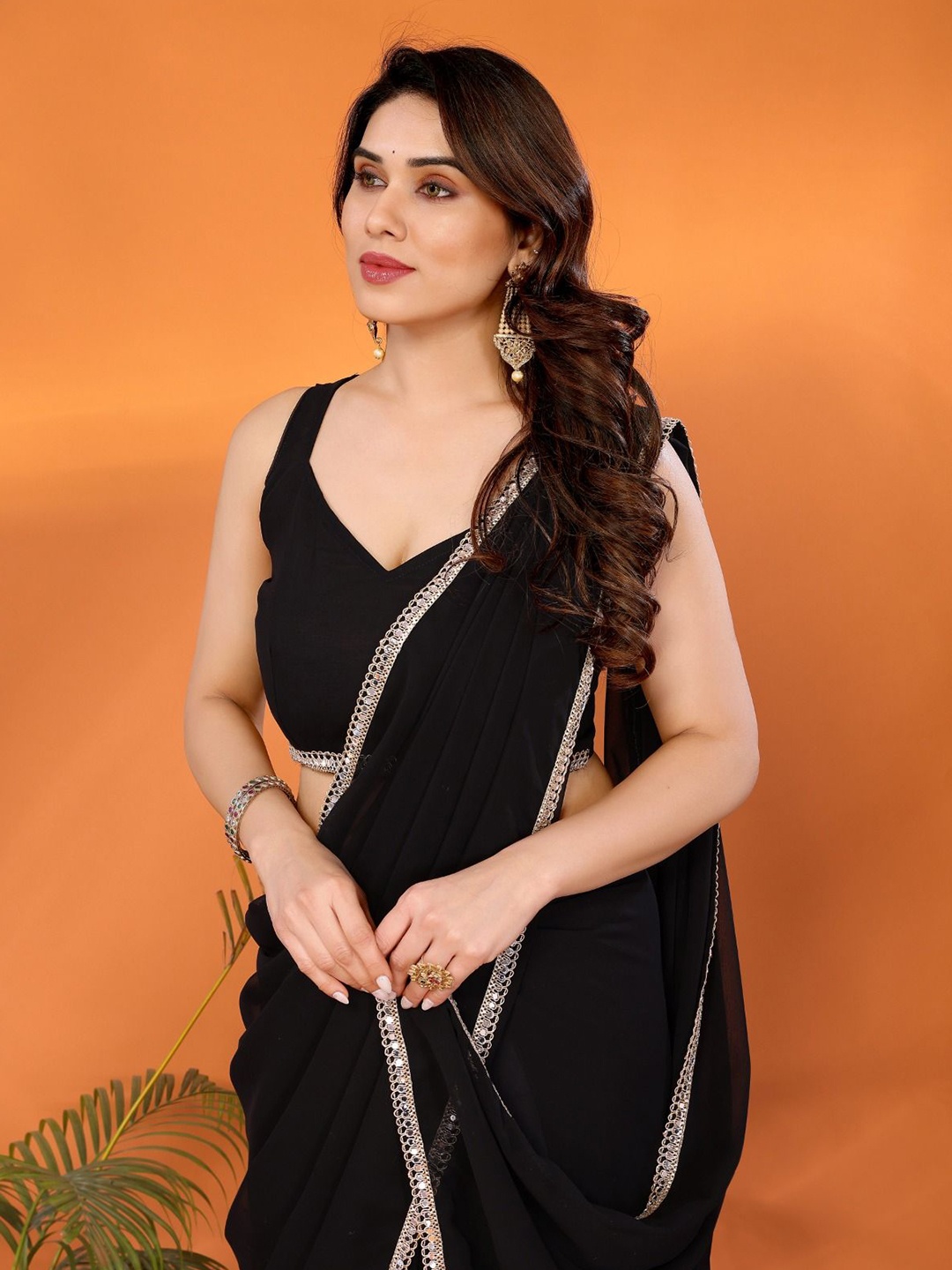 

BLEESBURY Pure Georgette Saree, Black