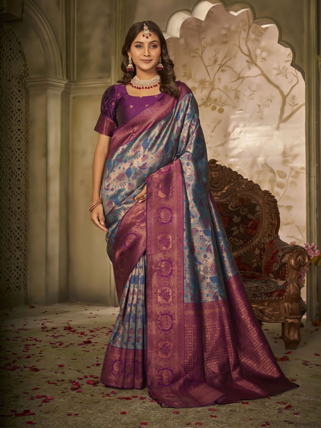 

GoSriKi Woven Design Kanjeevaram Saree, Magenta