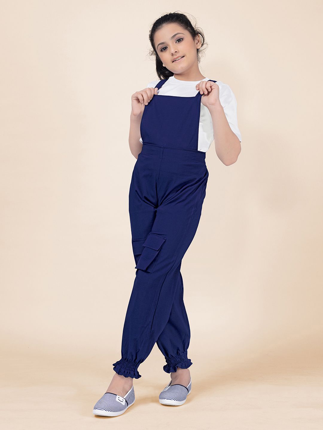 

YK Girls Dungaree With T-Shirt, Navy blue